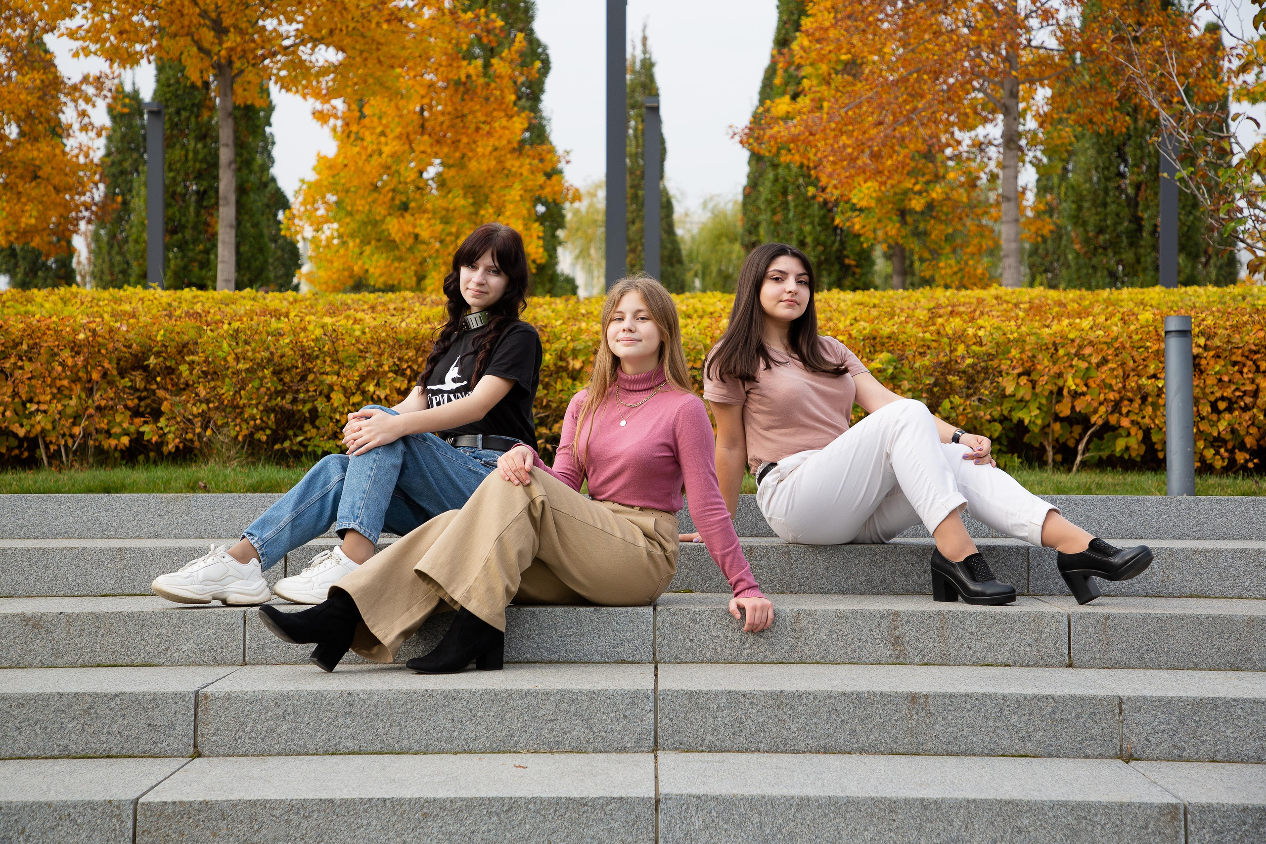 Фотосъемка старших классов в Парке «Краснодар» (Галицкого). Детский школьный и семейный фотограф в Краснодаре