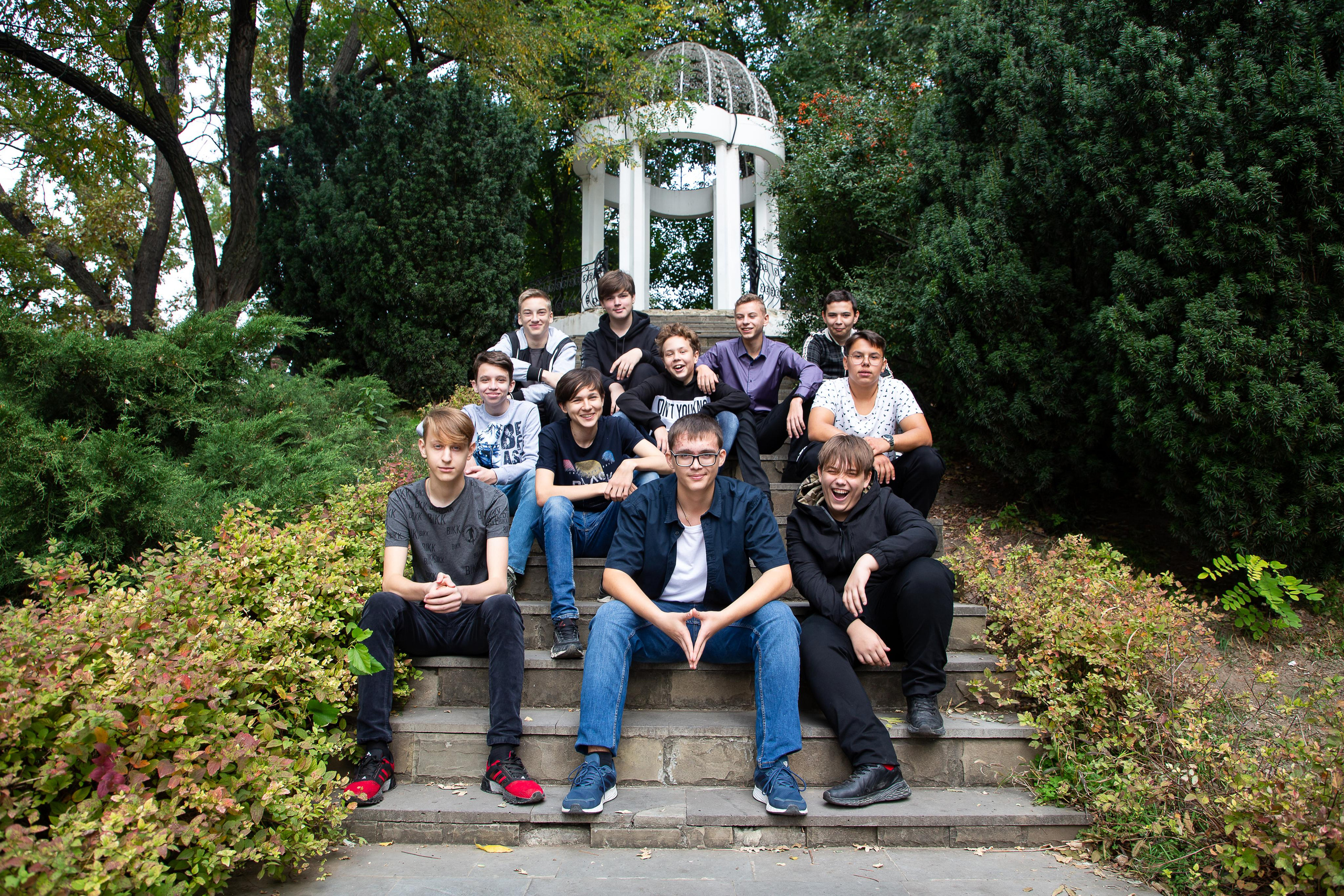 Фотосъемка старших классов в «Городском парке». Детский школьный и семейный фотограф в Краснодаре