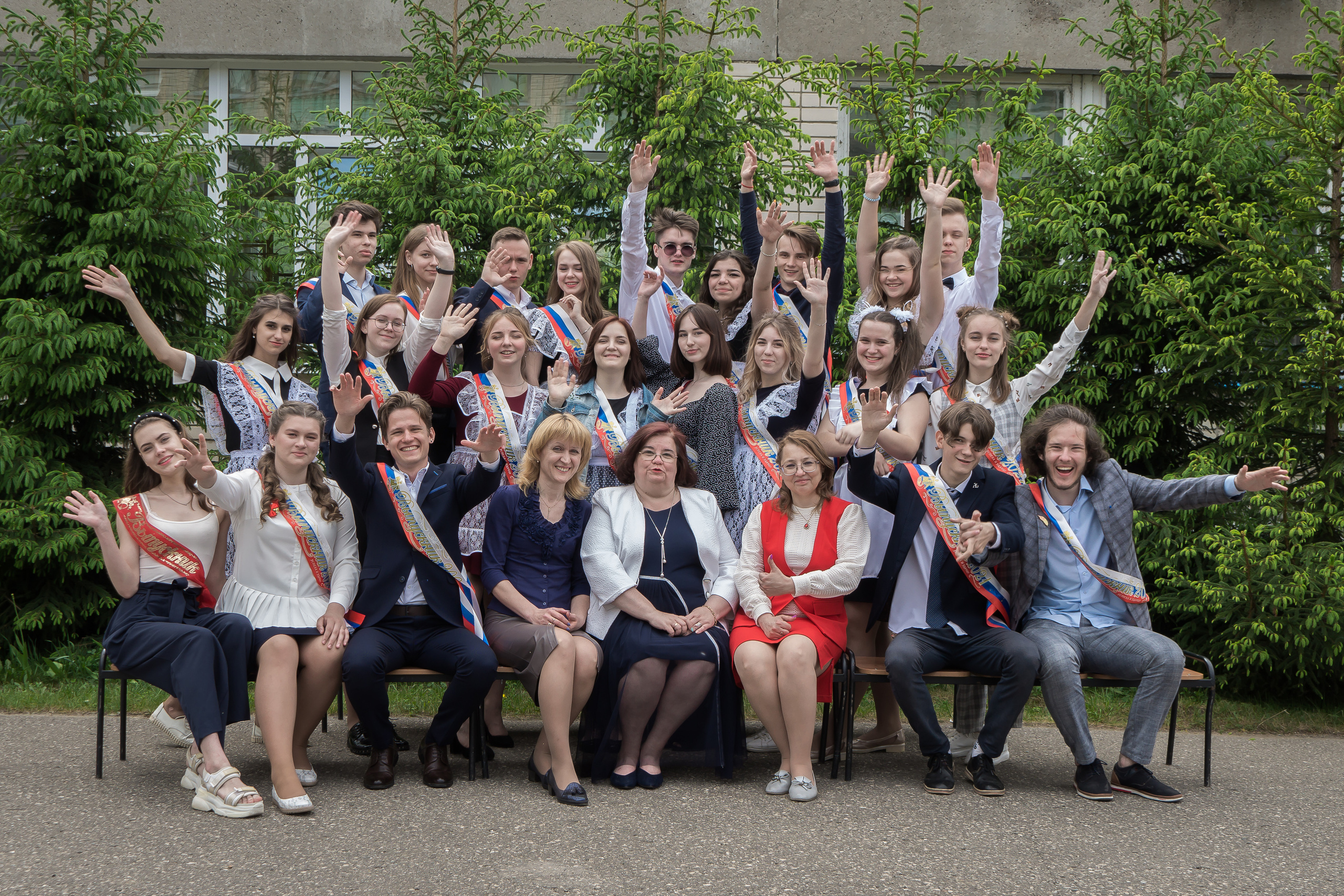 Школа-репортажная фотосъемка. Фотосъемка в детском саду и школе. Фотоальбомы и фотокниги ВЫПУСКНИК