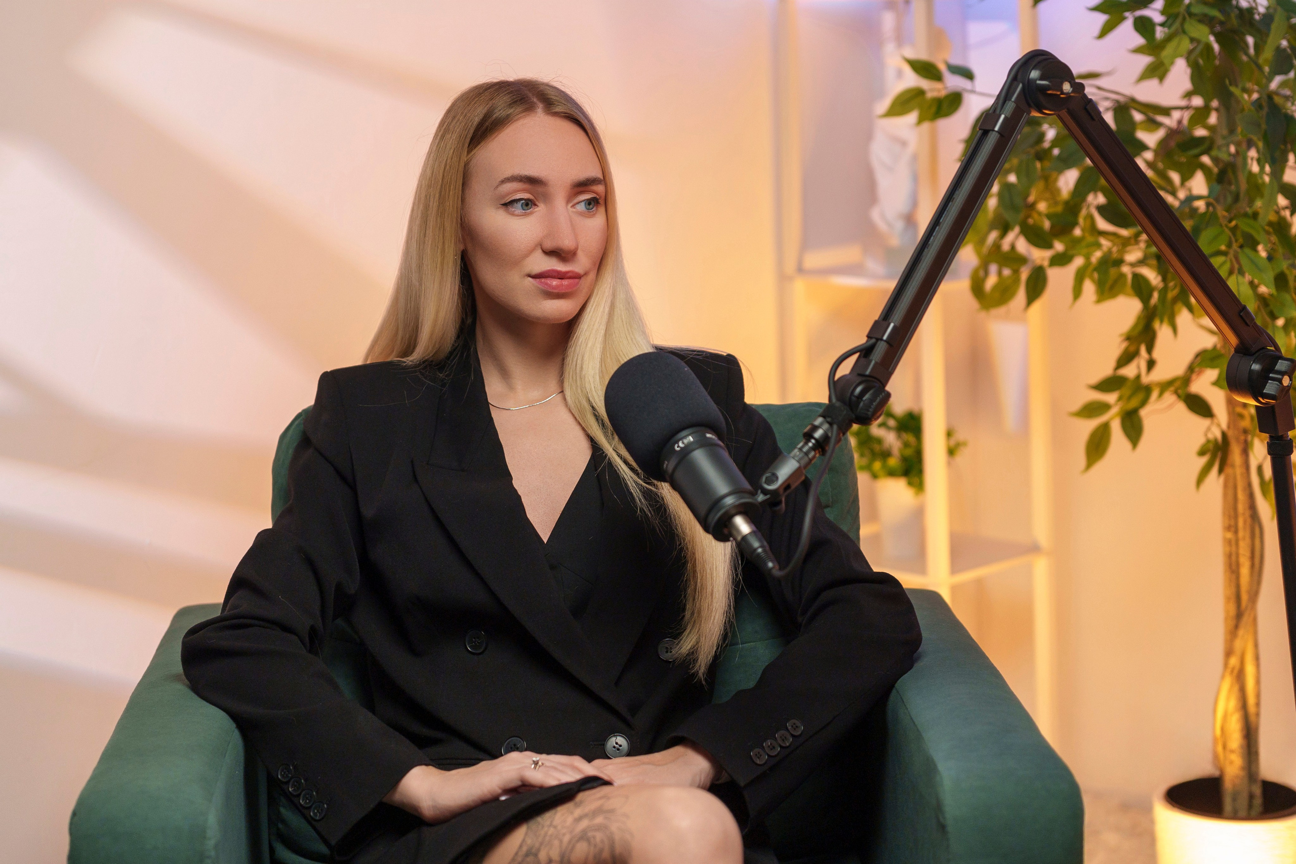 WHITE — готовые. Подкасты и прямые эфиры Сочи