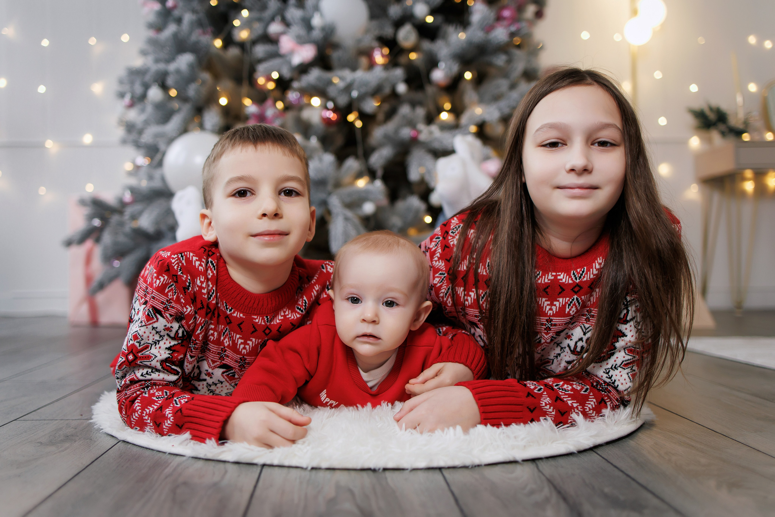 Новогодний период. Интерьерная фотостудия Background в Омске