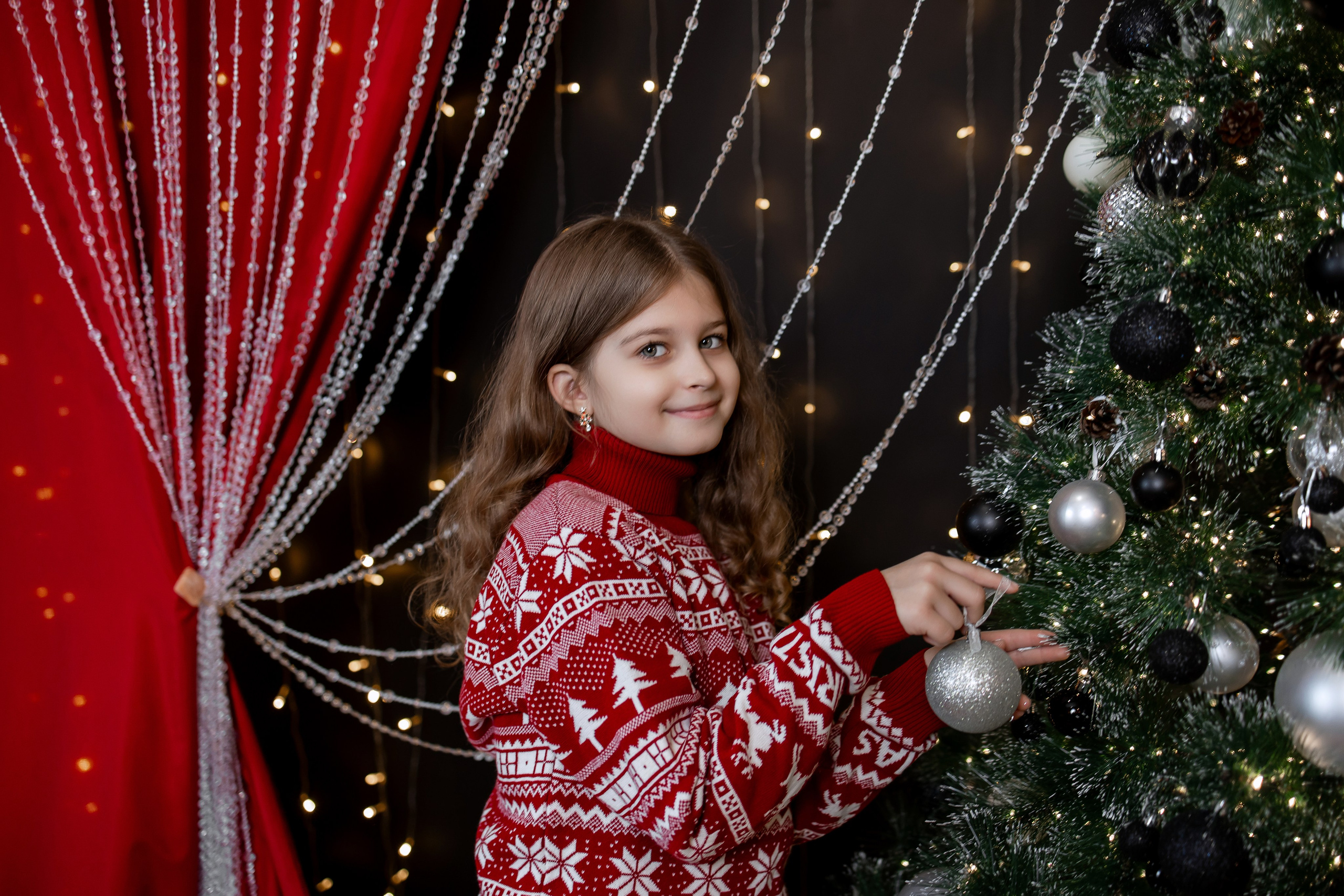 Новогодний период. Интерьерная фотостудия Background в Омске