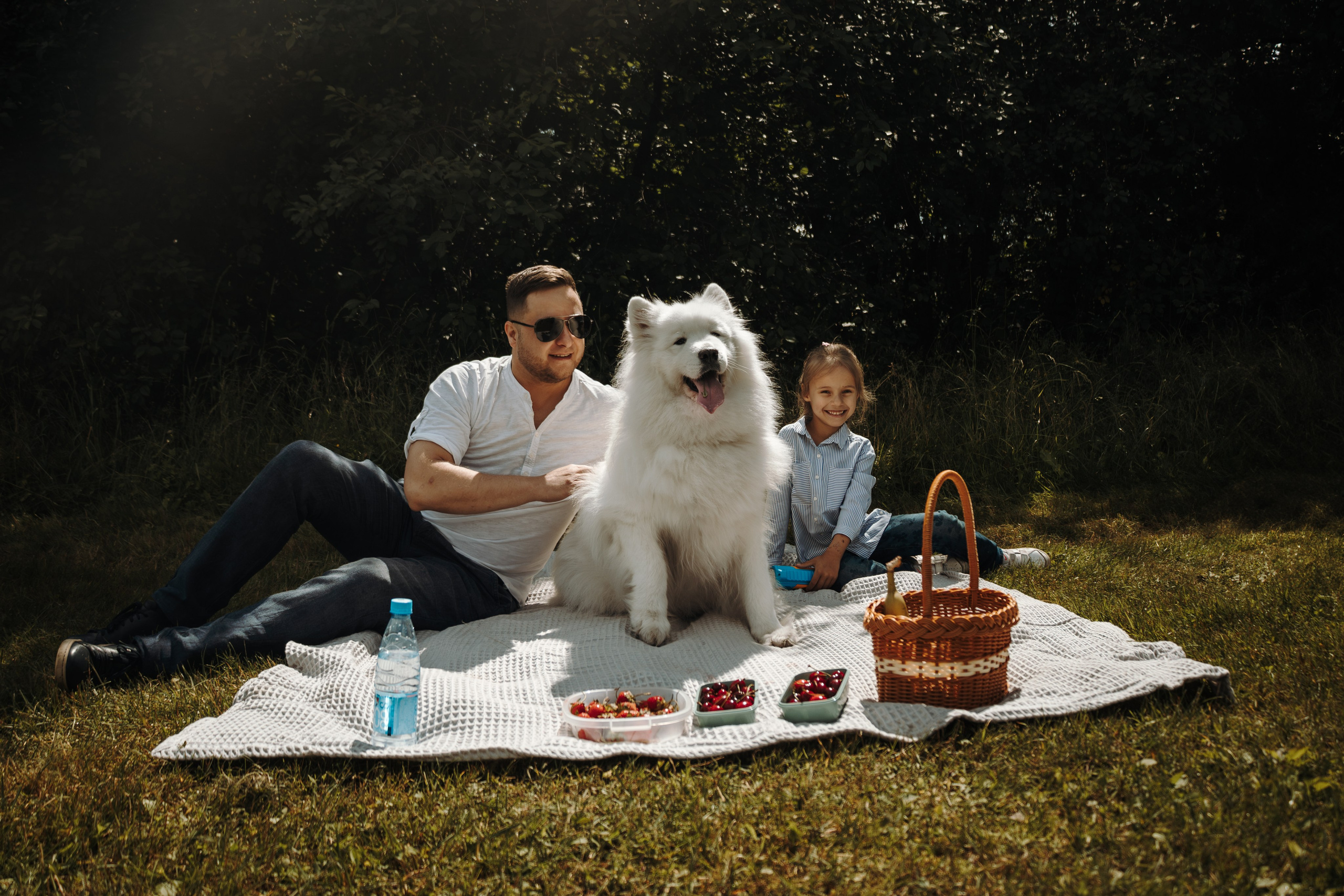 Семейная фотосессия при естественном свете