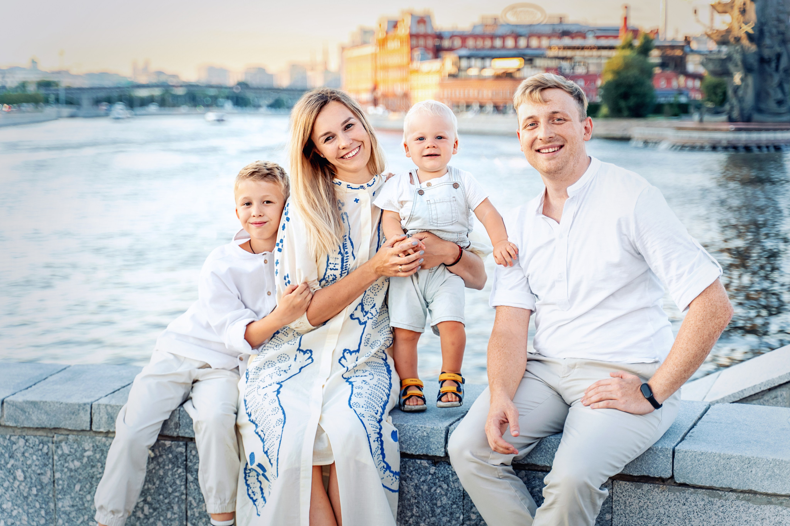 Стоимость на фотосессии Москва и область. Фотограф \ Видеограф на Крещение, Венчание Москва| Семейные съемки