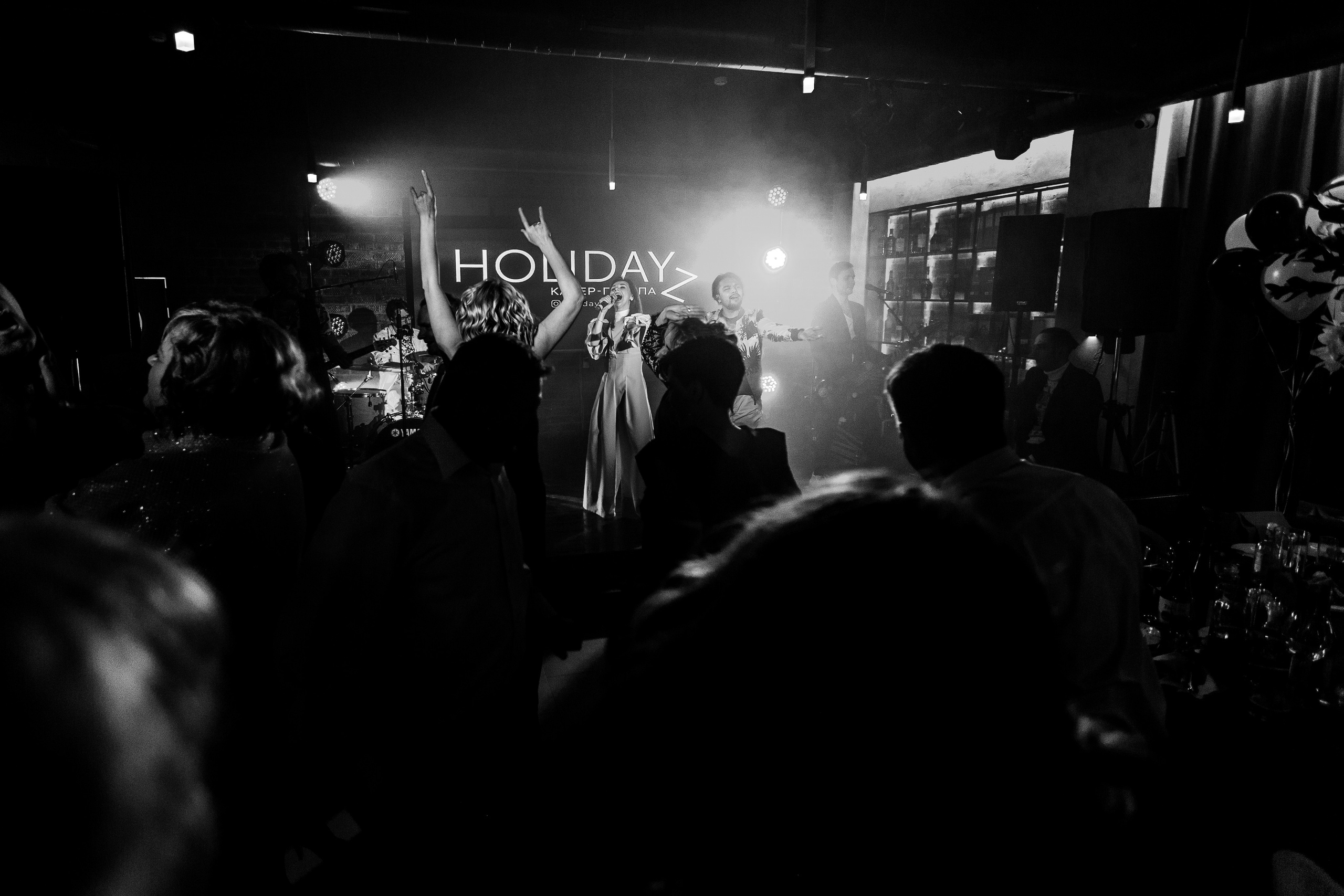 Танцевальные композиций для свадебного плейлиста