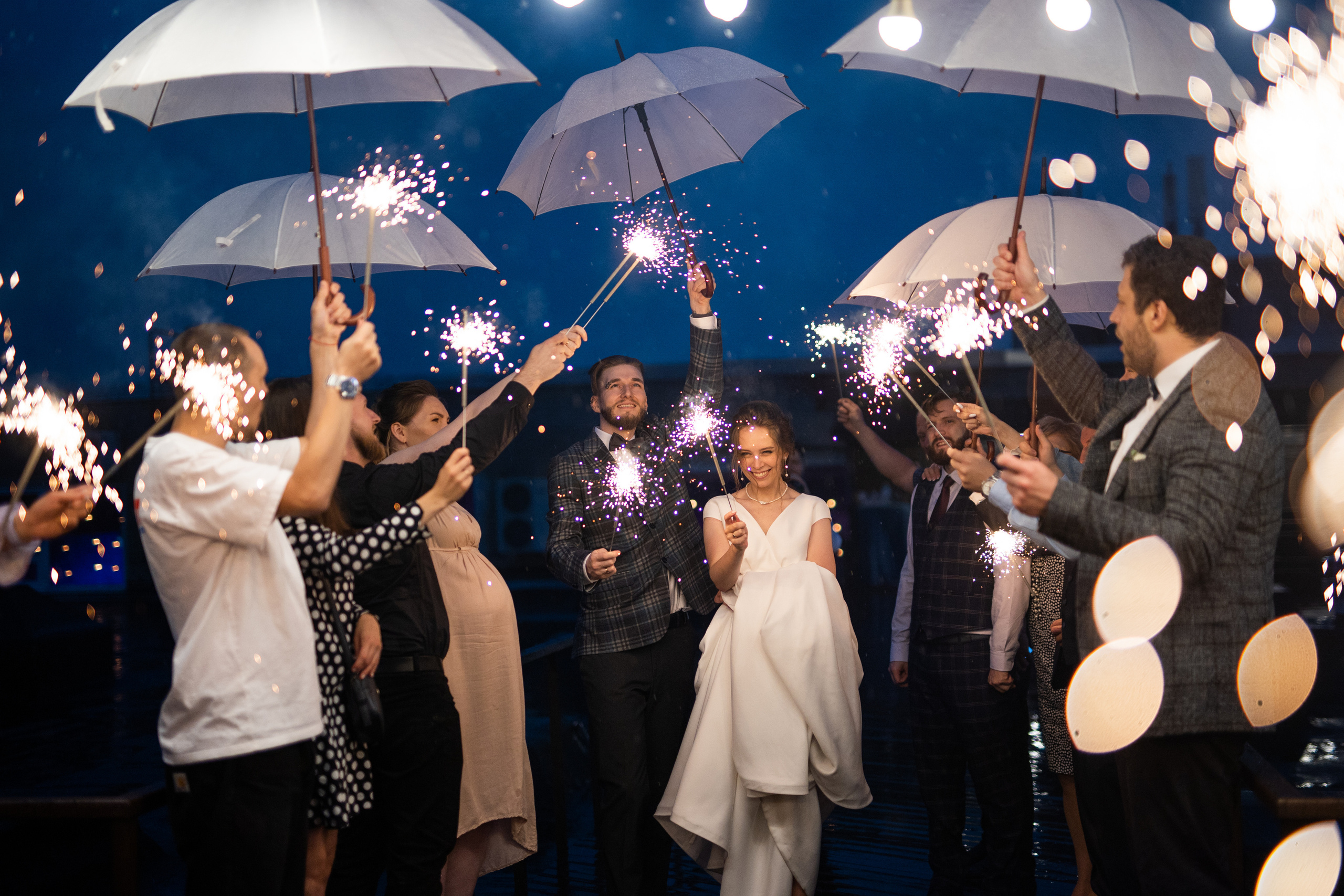 На сколько часов заказать фотографа на свадьбу. Свадебный фотограф в Санкт-Петербурге Рябикин Александр , занимаюсь св