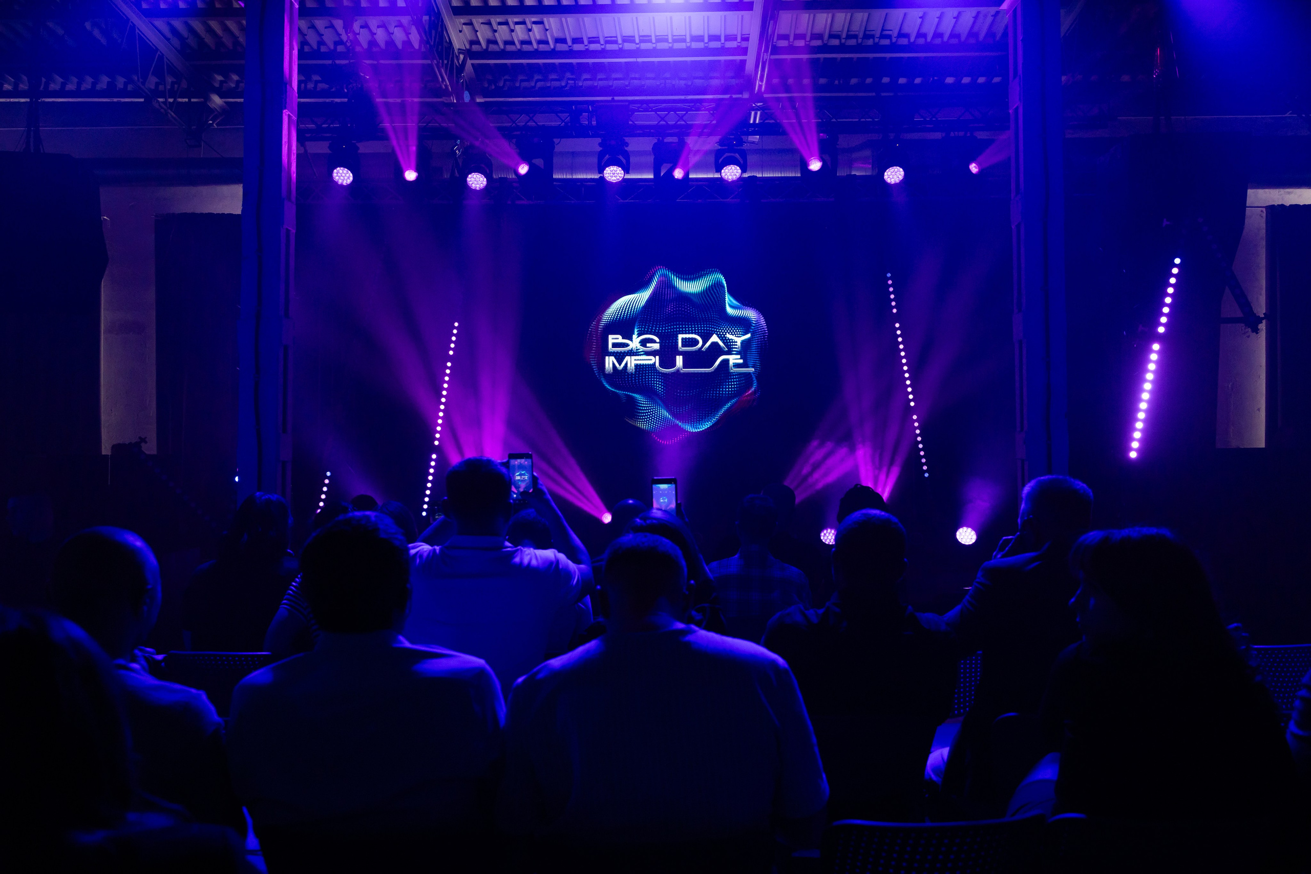 корпоративная фотосъёмка мероприятий: профессиональные снимки для имиджа вашей компании