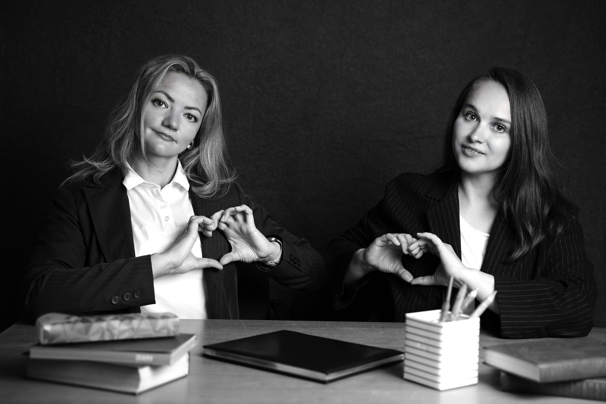 Контакты. Школьная фотография и выпускные фотоальбомы Иркутск