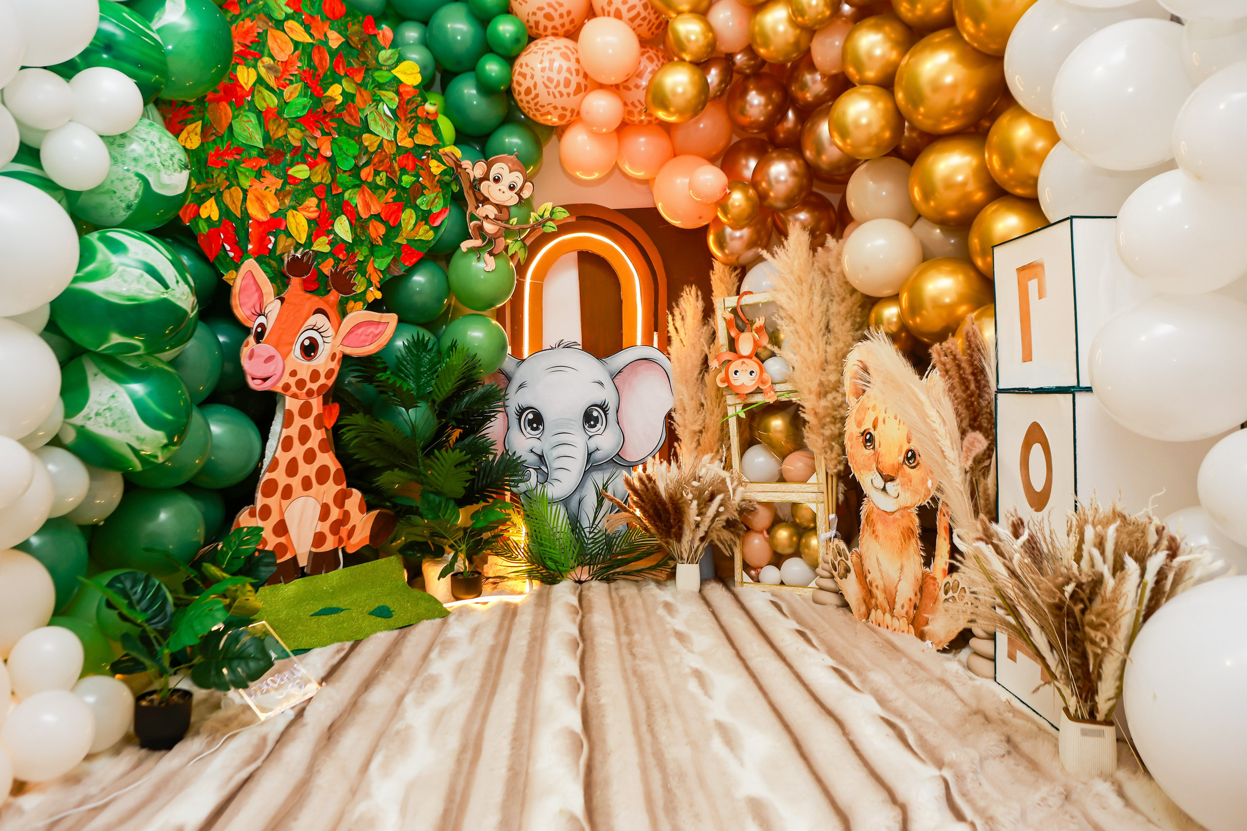 Фотозона для малышей 1-2 года. Детский фотограф