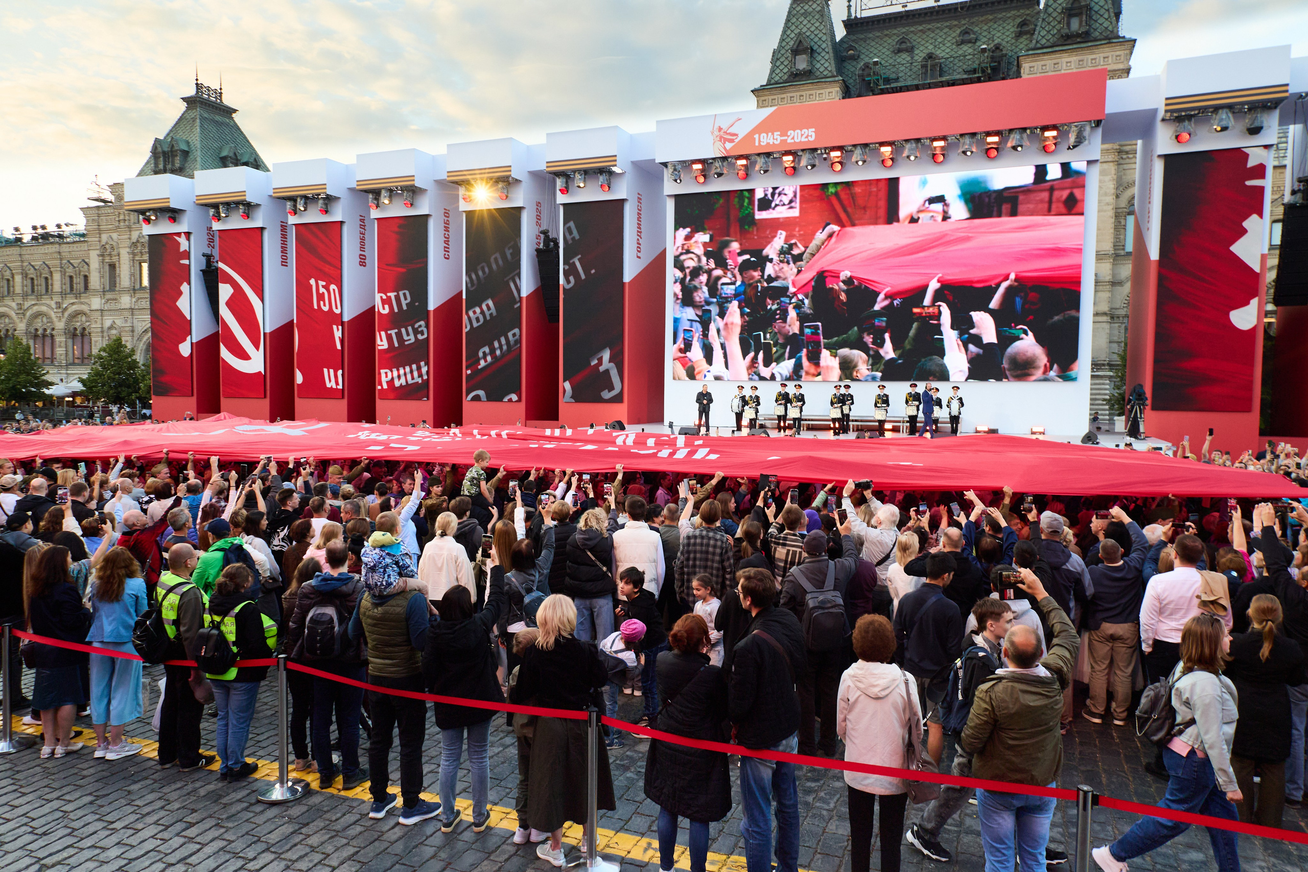 Профессиональная репортажная съёмка мероприятий, событий и конференций, выставок, концертов