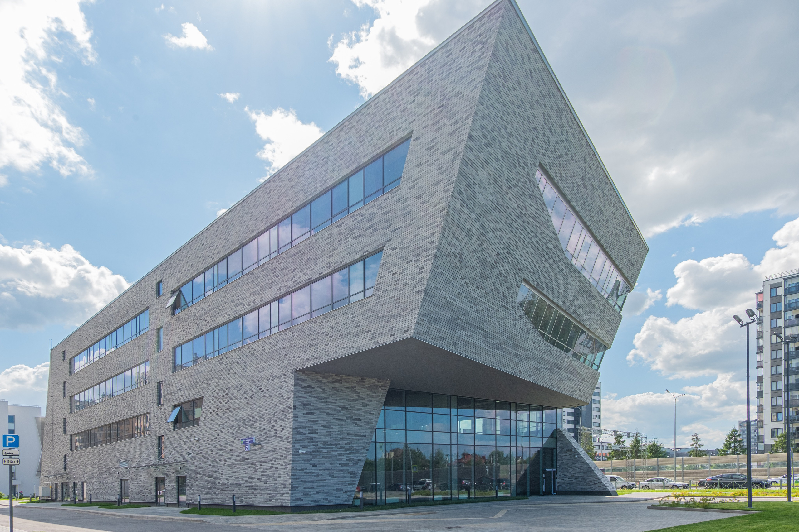 Навесной вентилируемый фасад Борисовские Мануфактуры