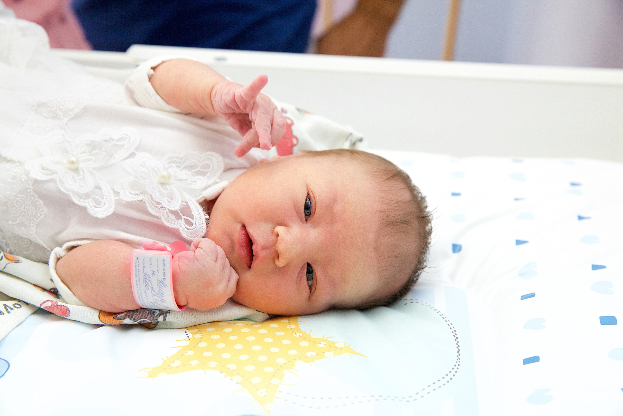 Фото выписка. Детский фотограф новорожденных в Краснодаре Чижова Марина