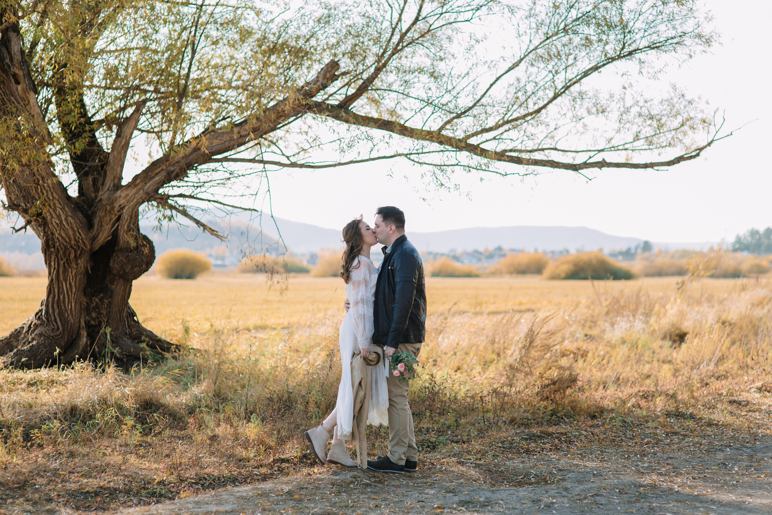 Лавстори с красивым видами. Свадебный фотограф в Самаре Катерина Мостовая