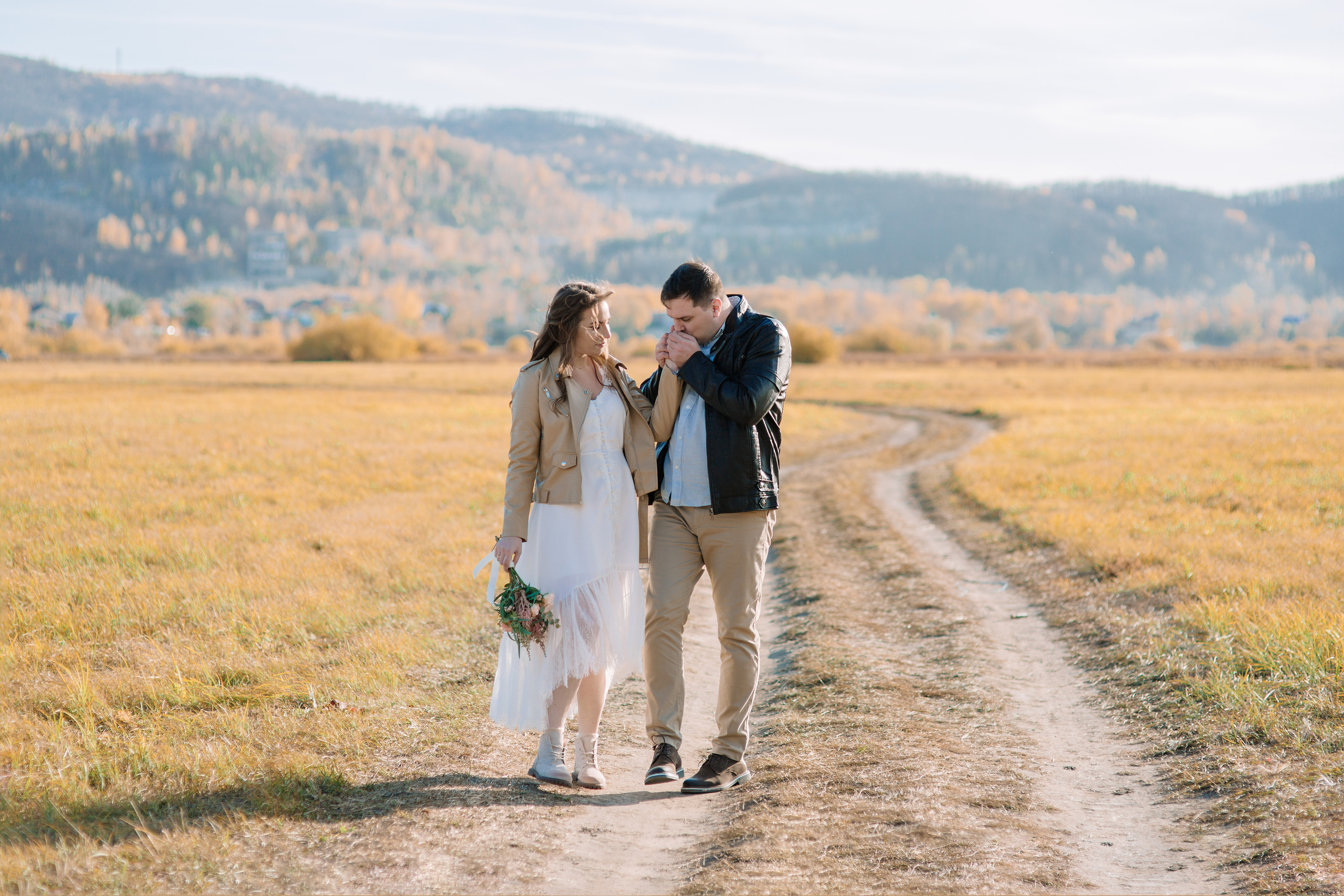 Лавстори с красивым видами. Свадебный фотограф в Самаре Катерина Мостовая