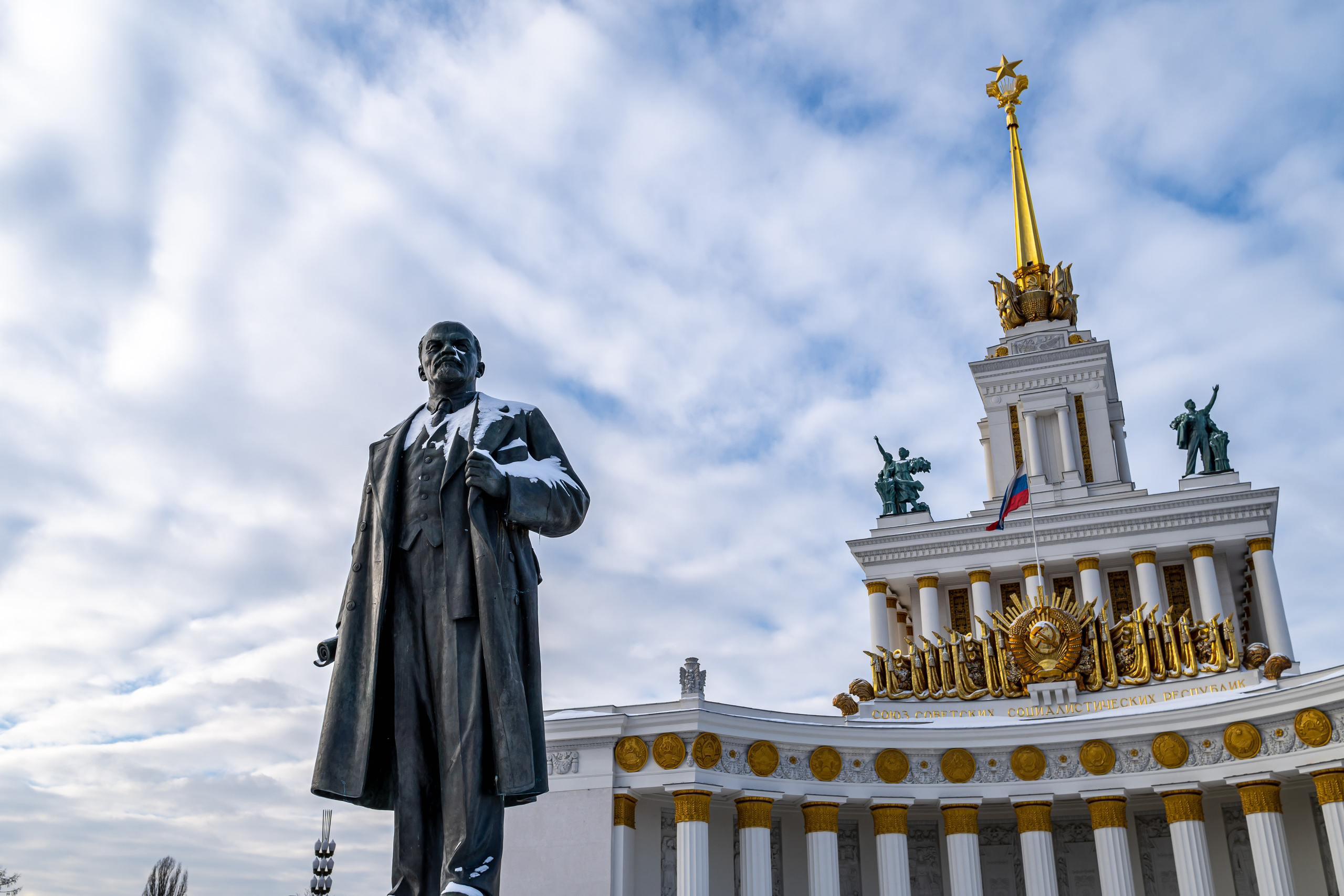Памятник Ленину на ВДНХ