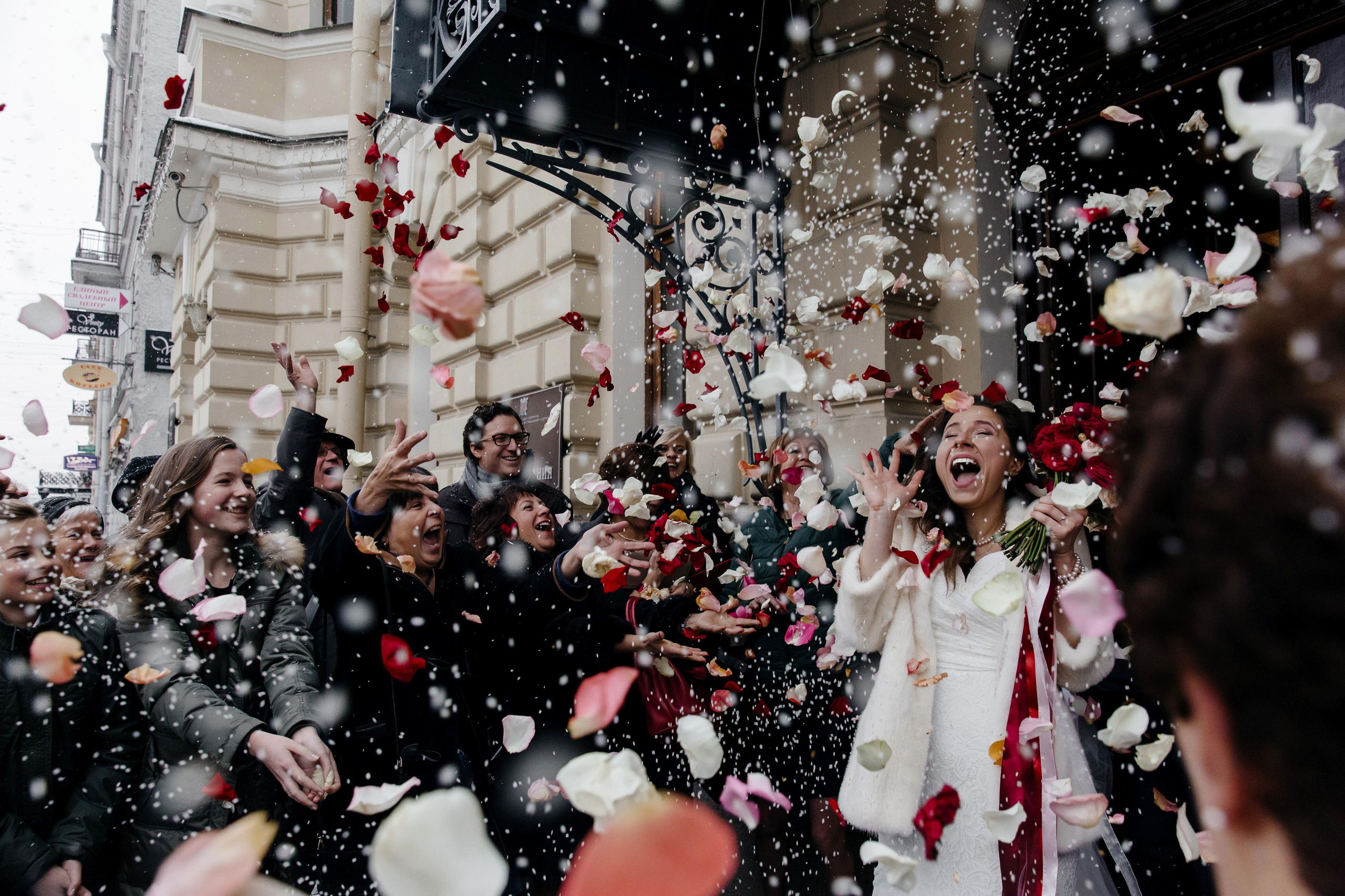 Услуги. Лиза Каражова