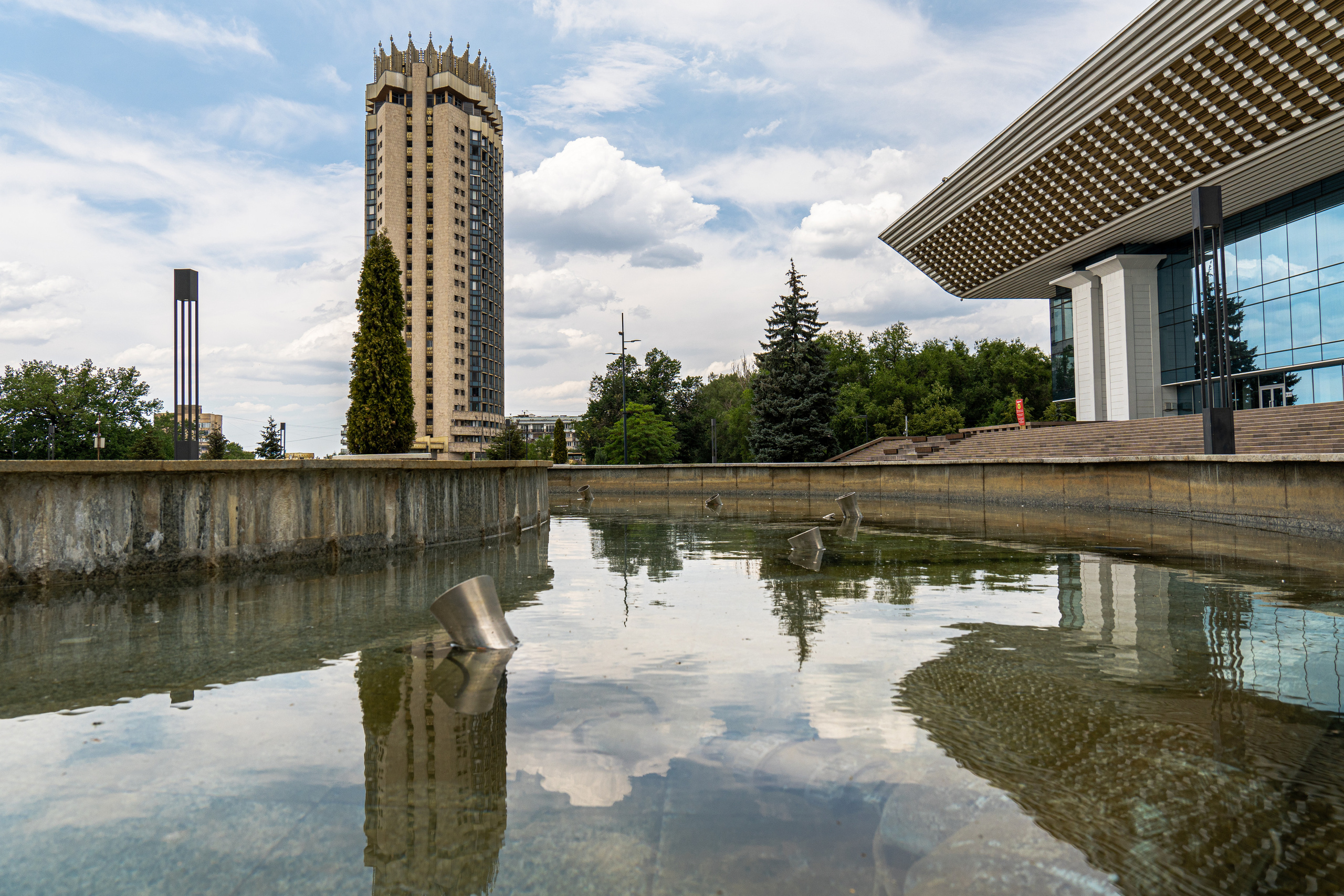 Гостиница Казахстан в Алматы