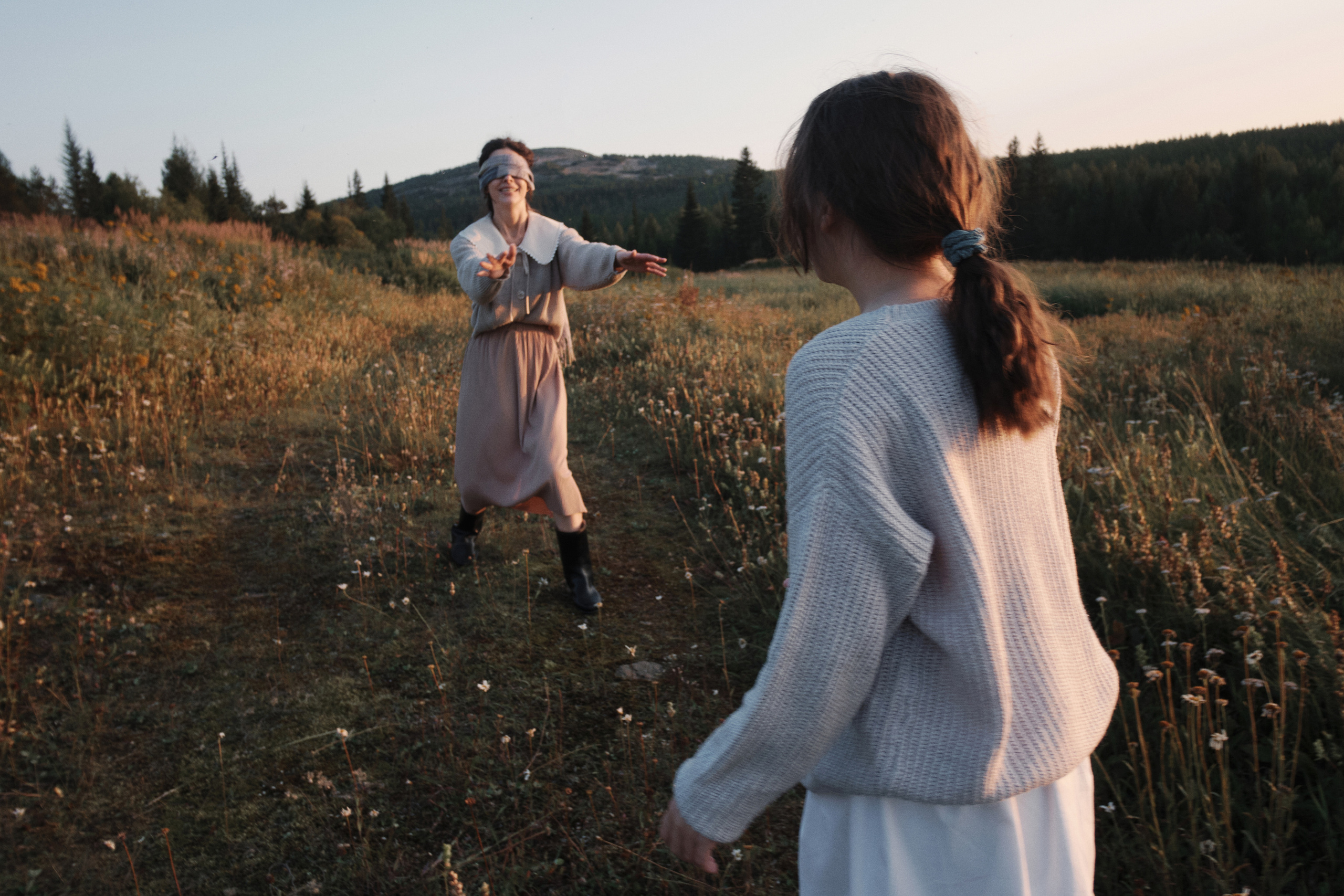 Семейная съёмка на природе. Мама и дочь. Артём Кузнецов, фотограф, Новосибирск