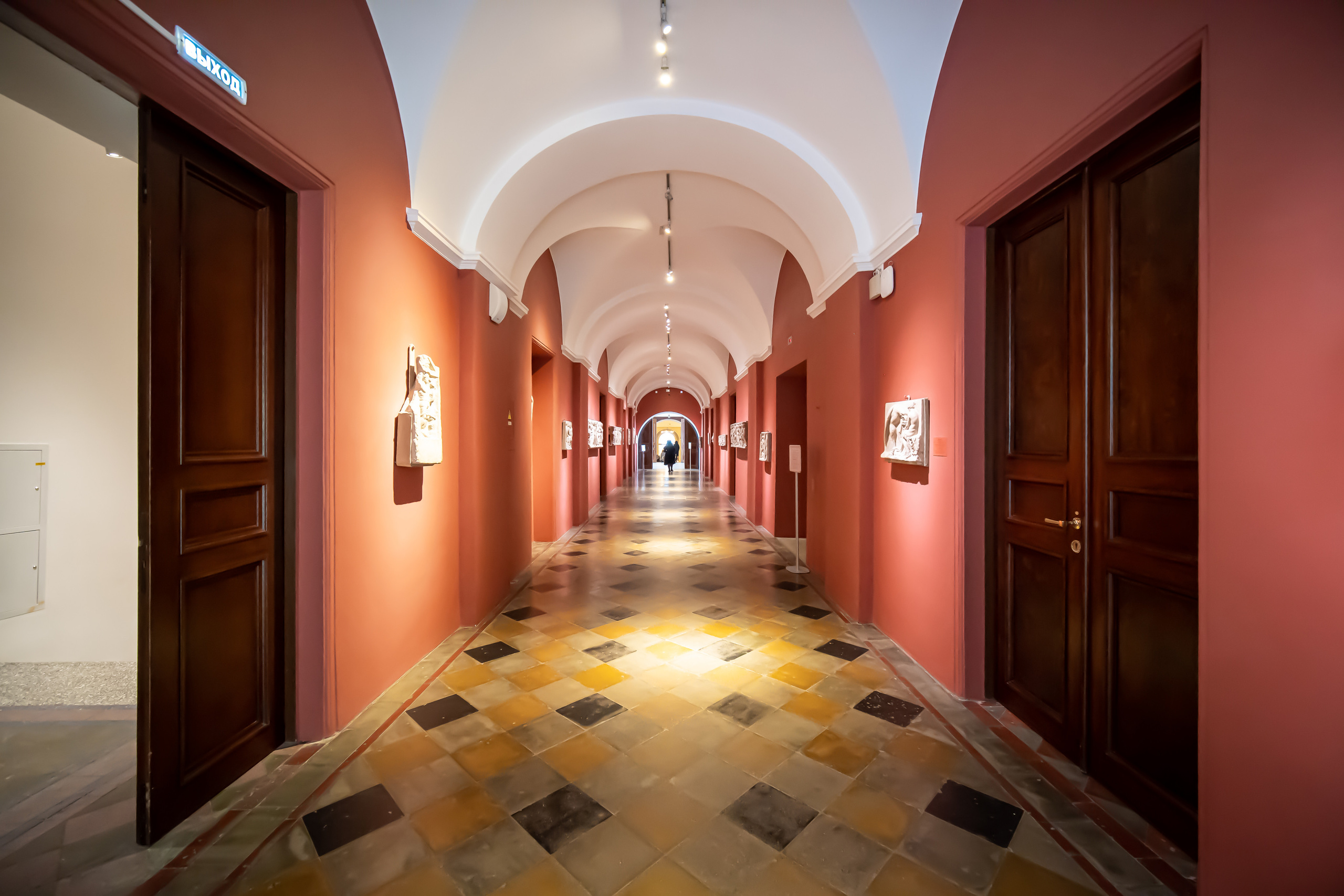 Сивков переход в Эрмитаже