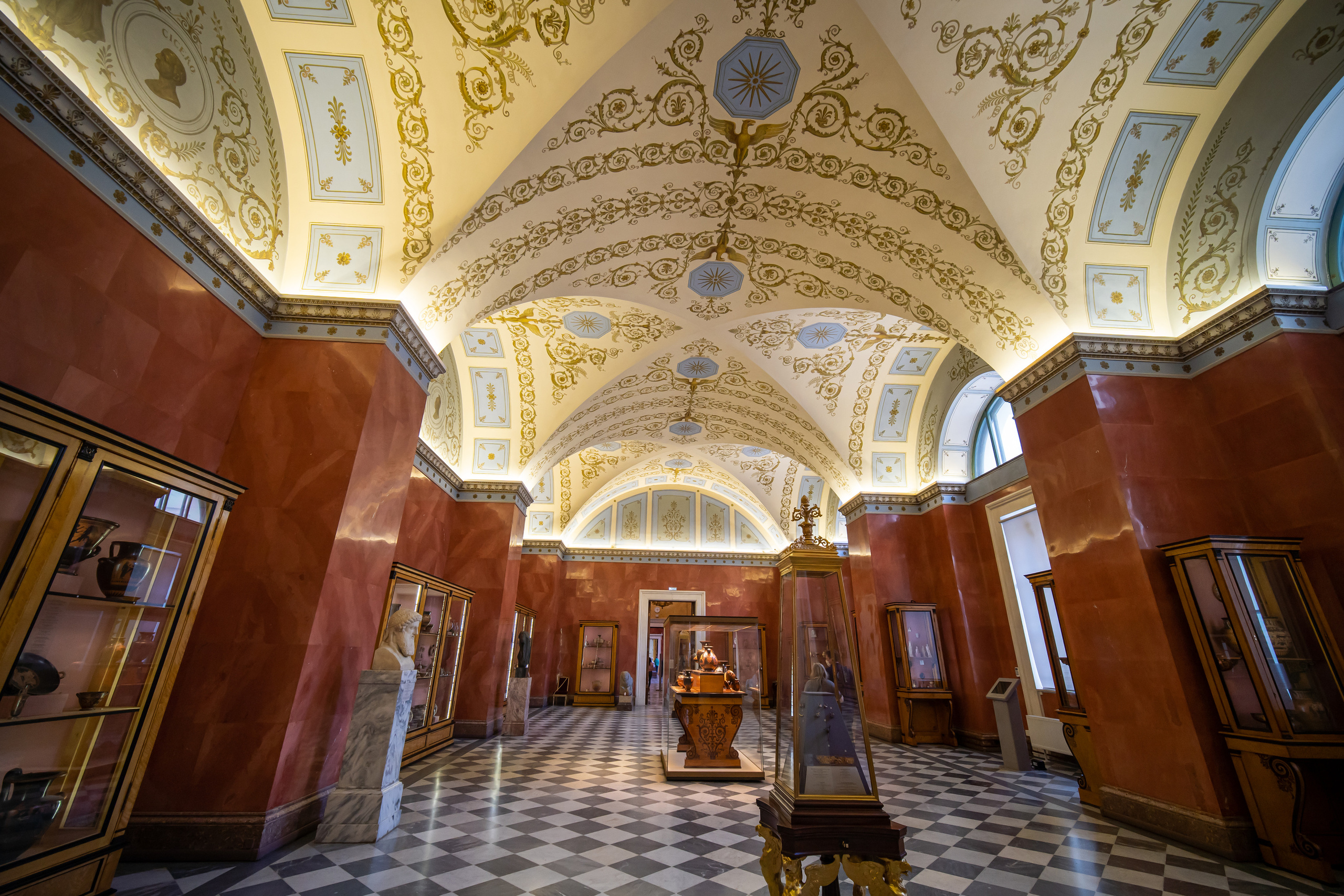 Помпеянский зал и прикладное искусство Римской империи в Эрмитаже