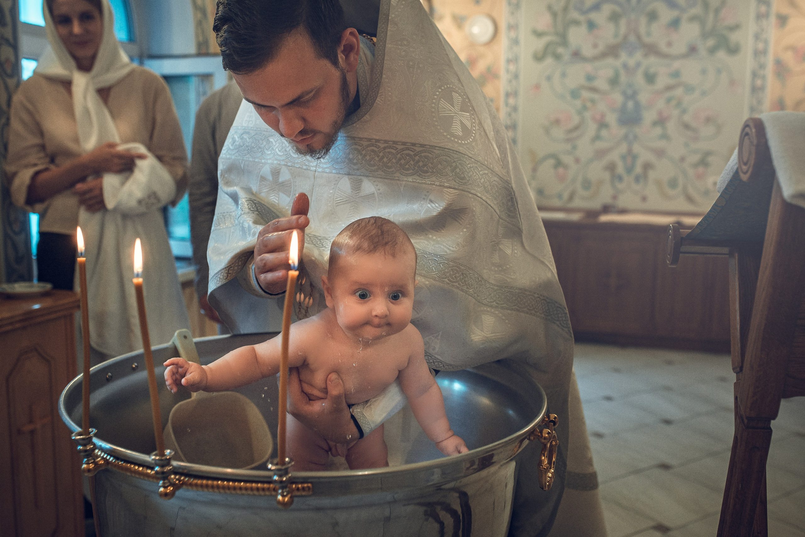 Фотосессия крещения в Саратове: ценность, которая остается с вами. Фотограф на крещение в Саратове Марина Грушина