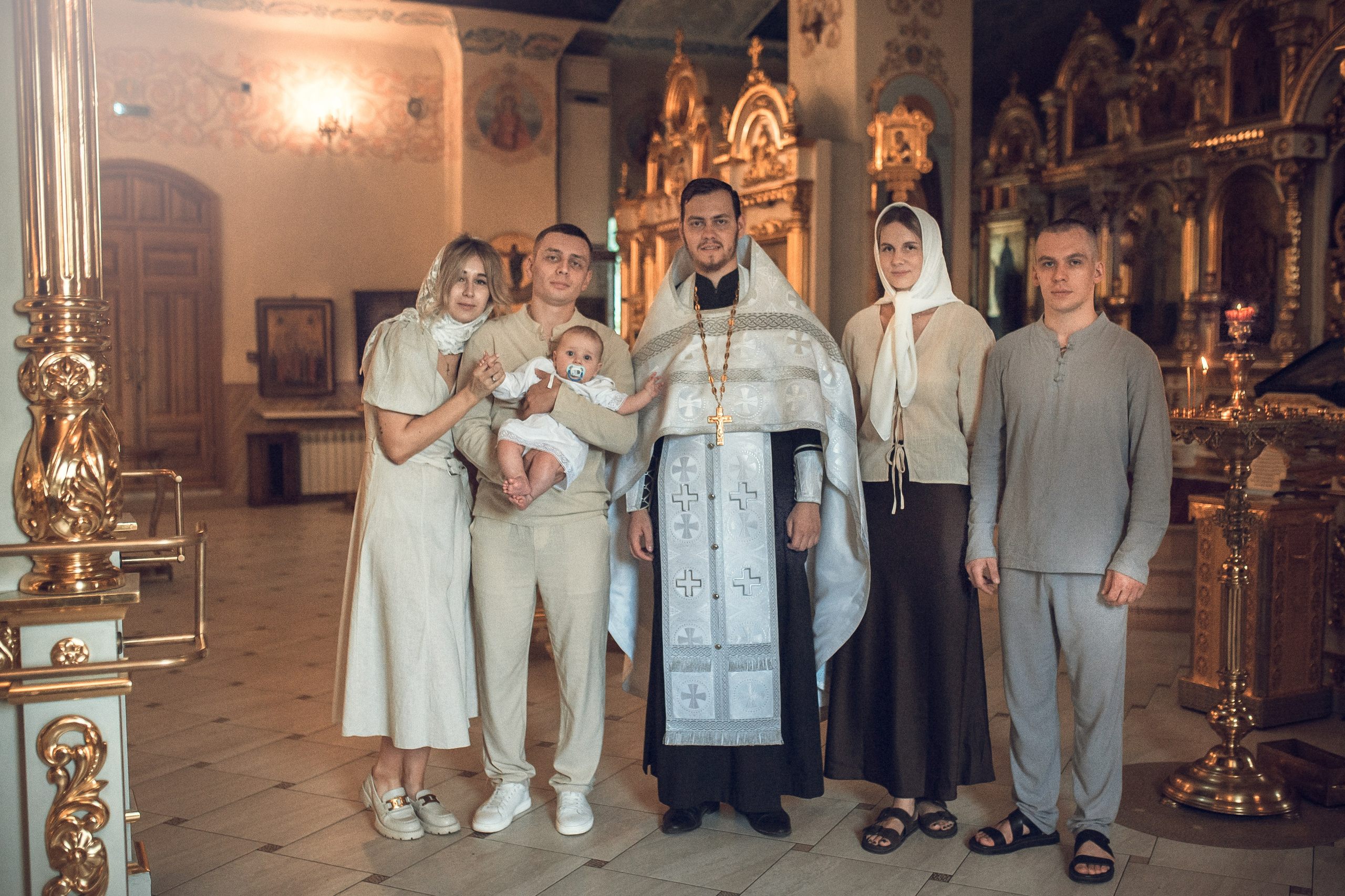 Фотосессия крещения в Саратове: ценность, которая остается с вами. Фотограф на крещение в Саратове Марина Грушина