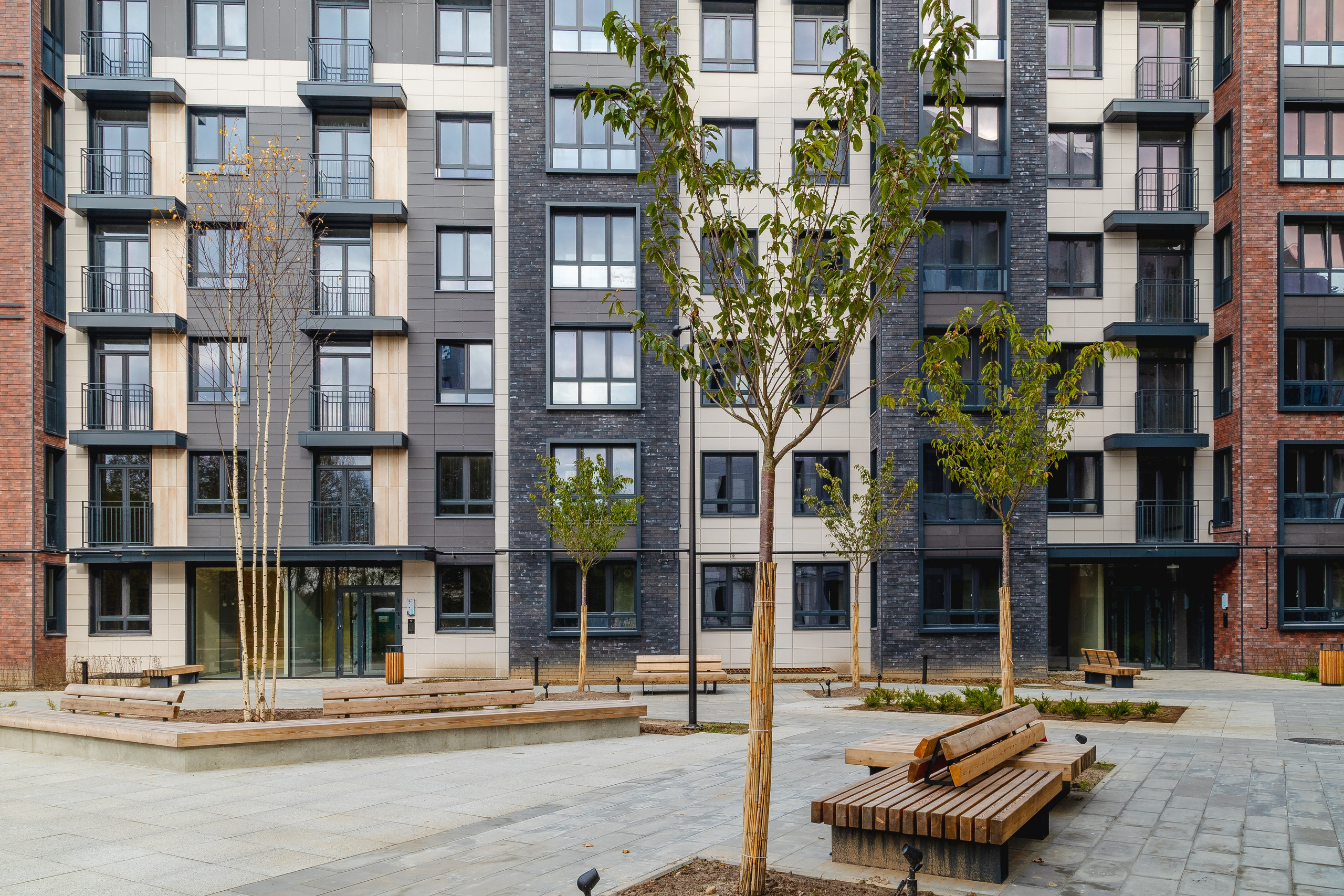 Фотография недвижимости: фото экстерьера домов ЖК