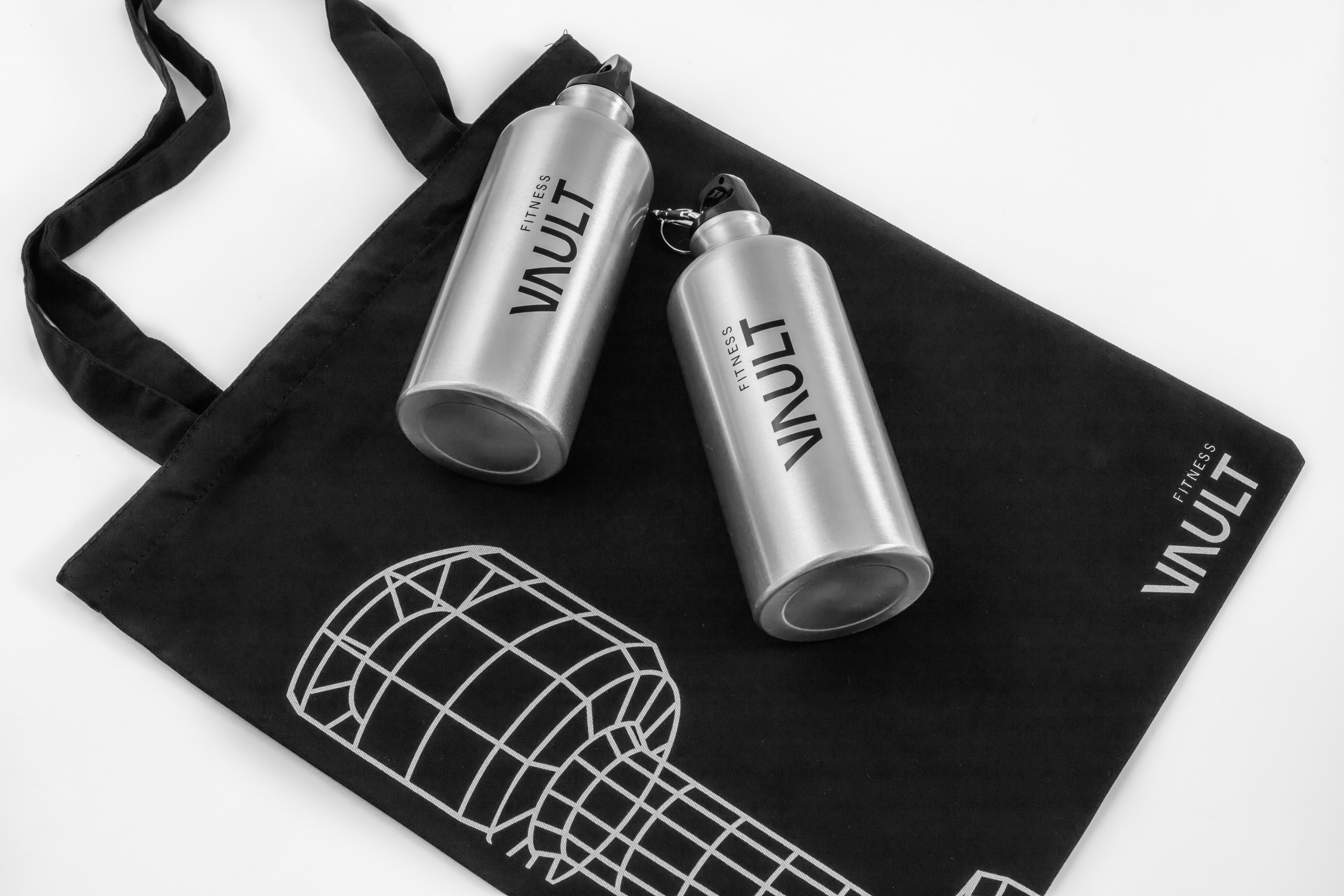 Брендирование спортивных бутылок и сумок-4