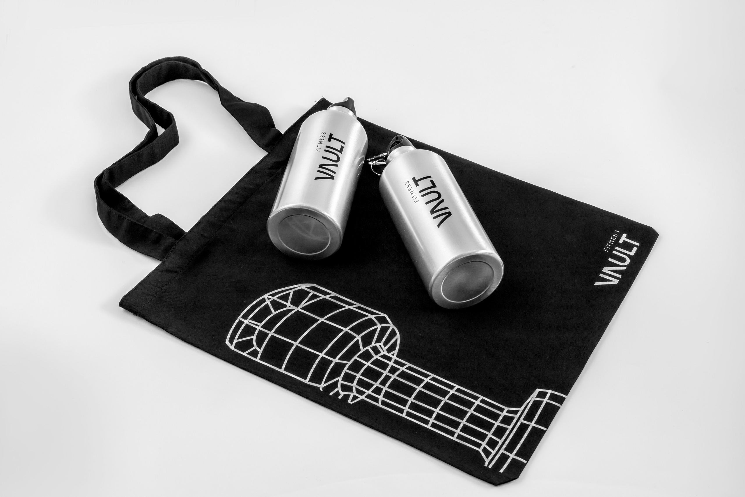 Брендирование спортивных бутылок и сумок-3