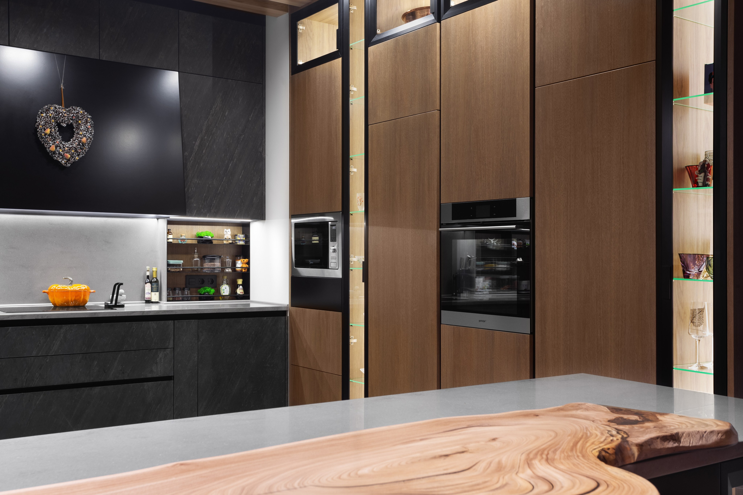 Интерьер кухни для отображения дизайнерских решений