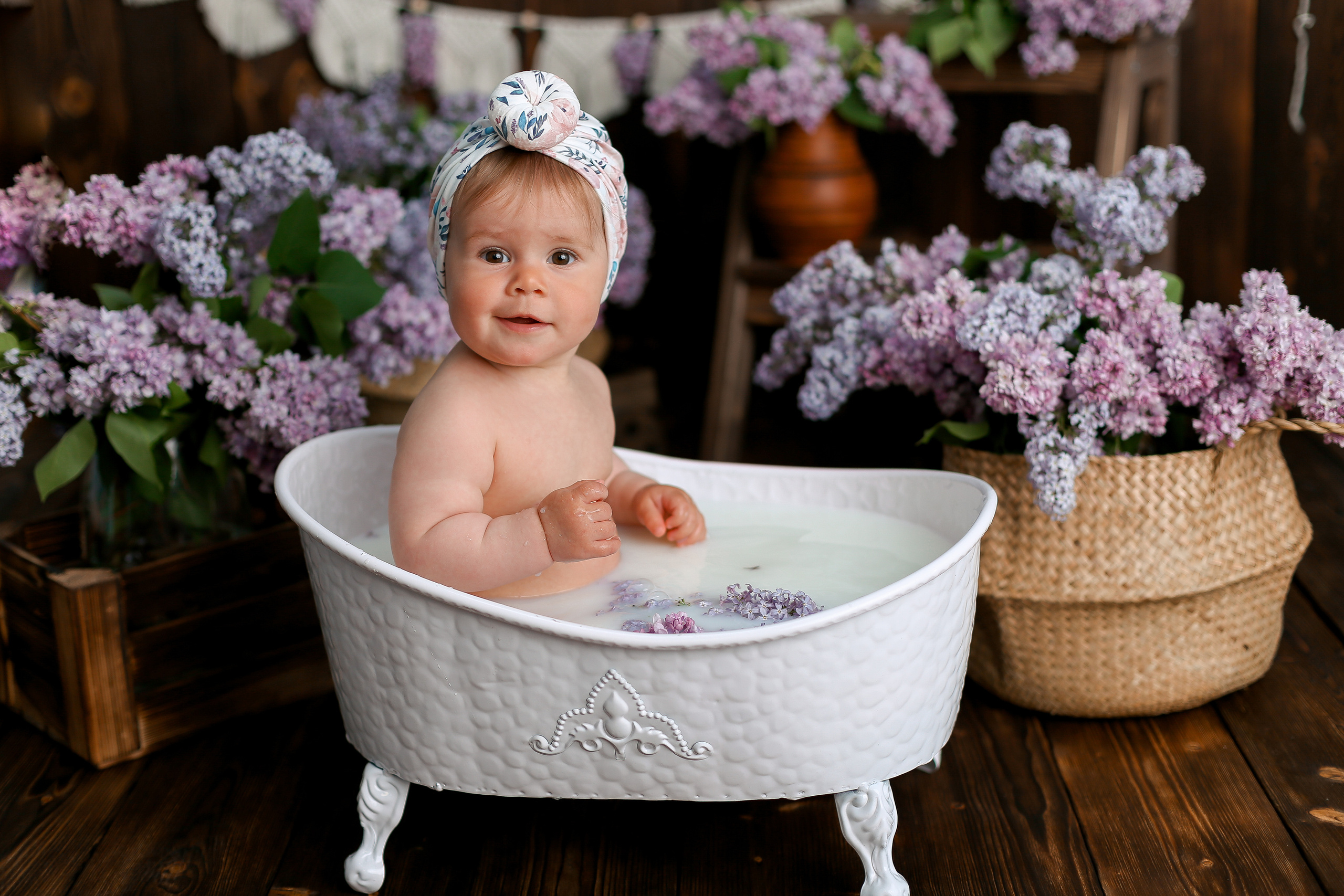 Молочные ванны. Детская фотостудия в Санкт-Петербурге