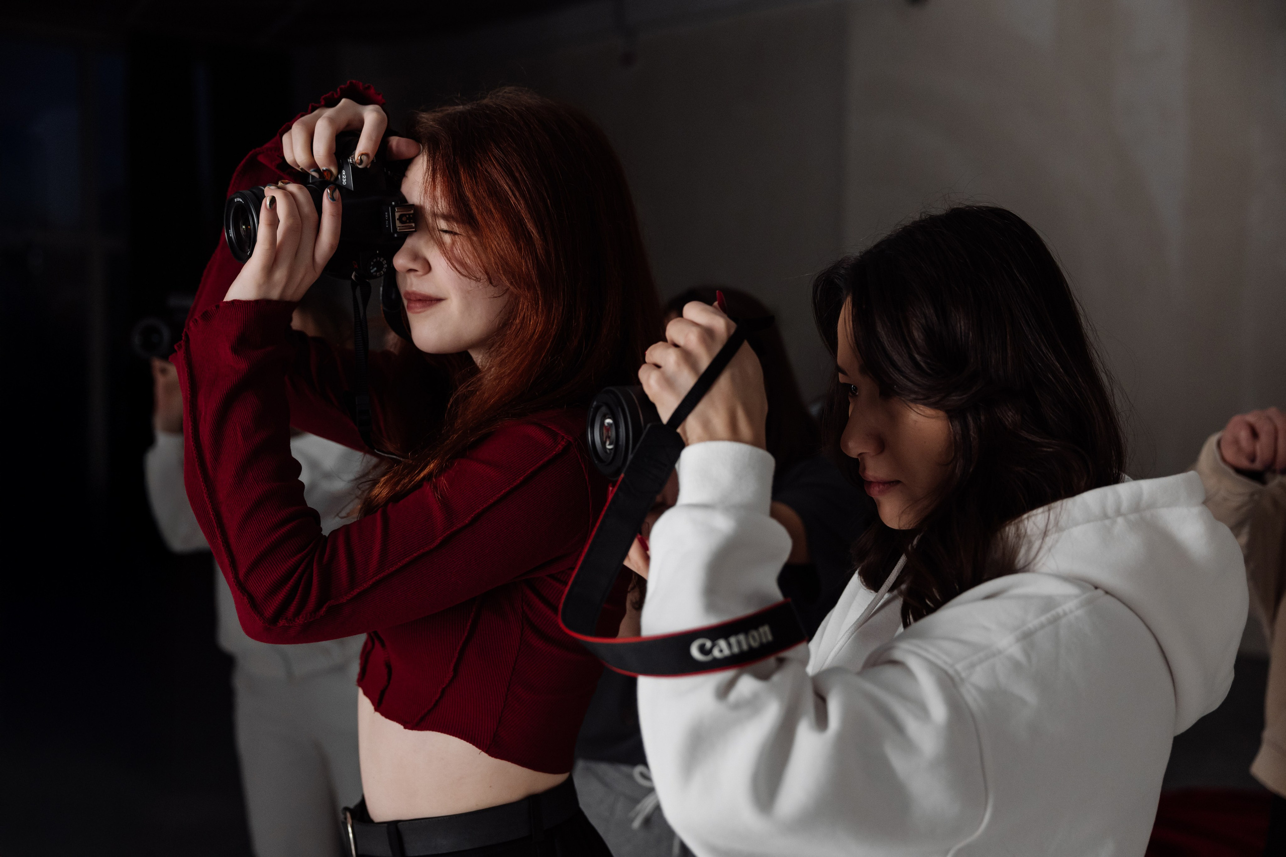 Онлайн-курс. Медиашкола Факультет — сеть фотошкол, в которой преподают профессиональные практикующие фотографы с огромным опытом!