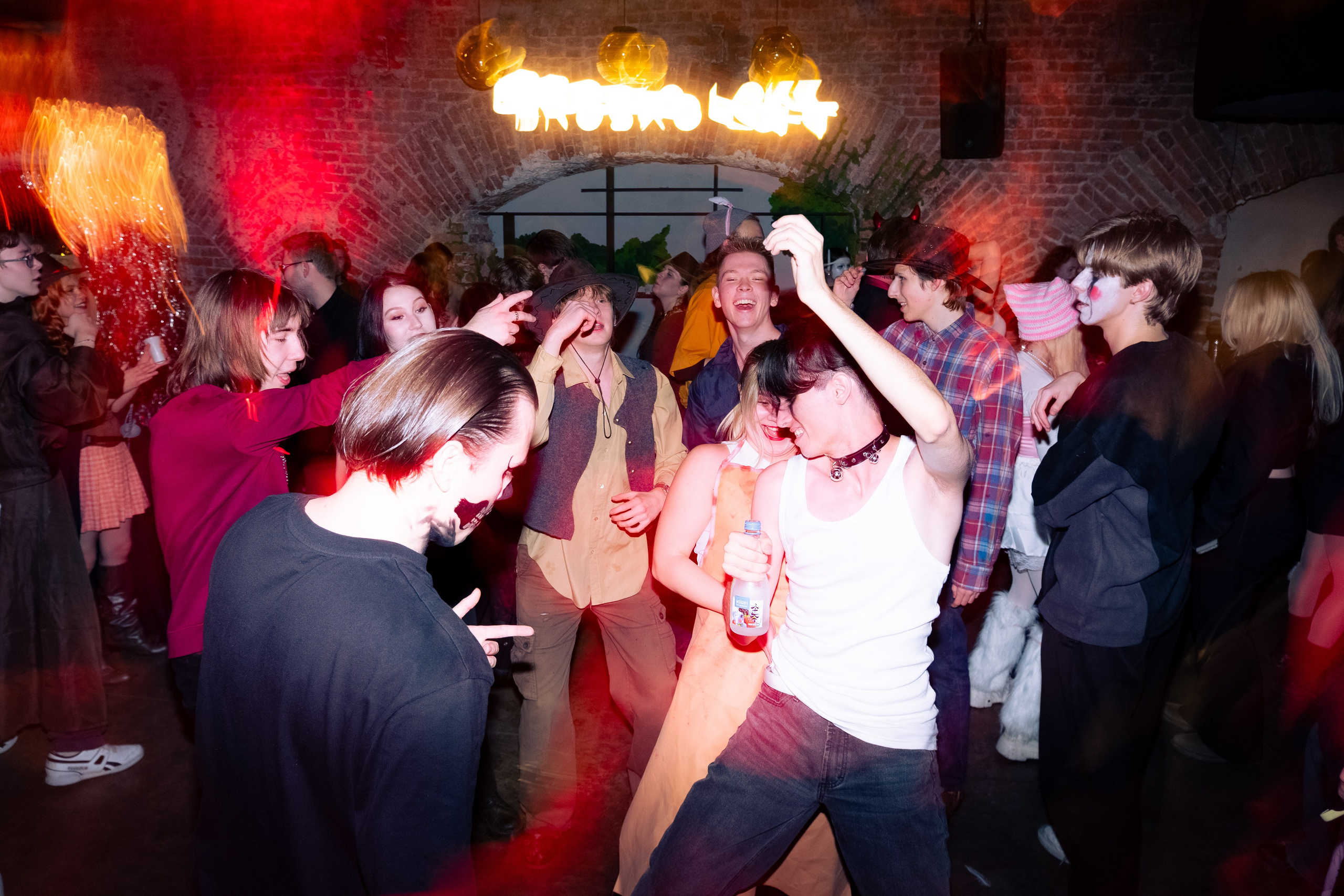 Съемка концертов, авто и портретов | Фотограф София Сухорукова