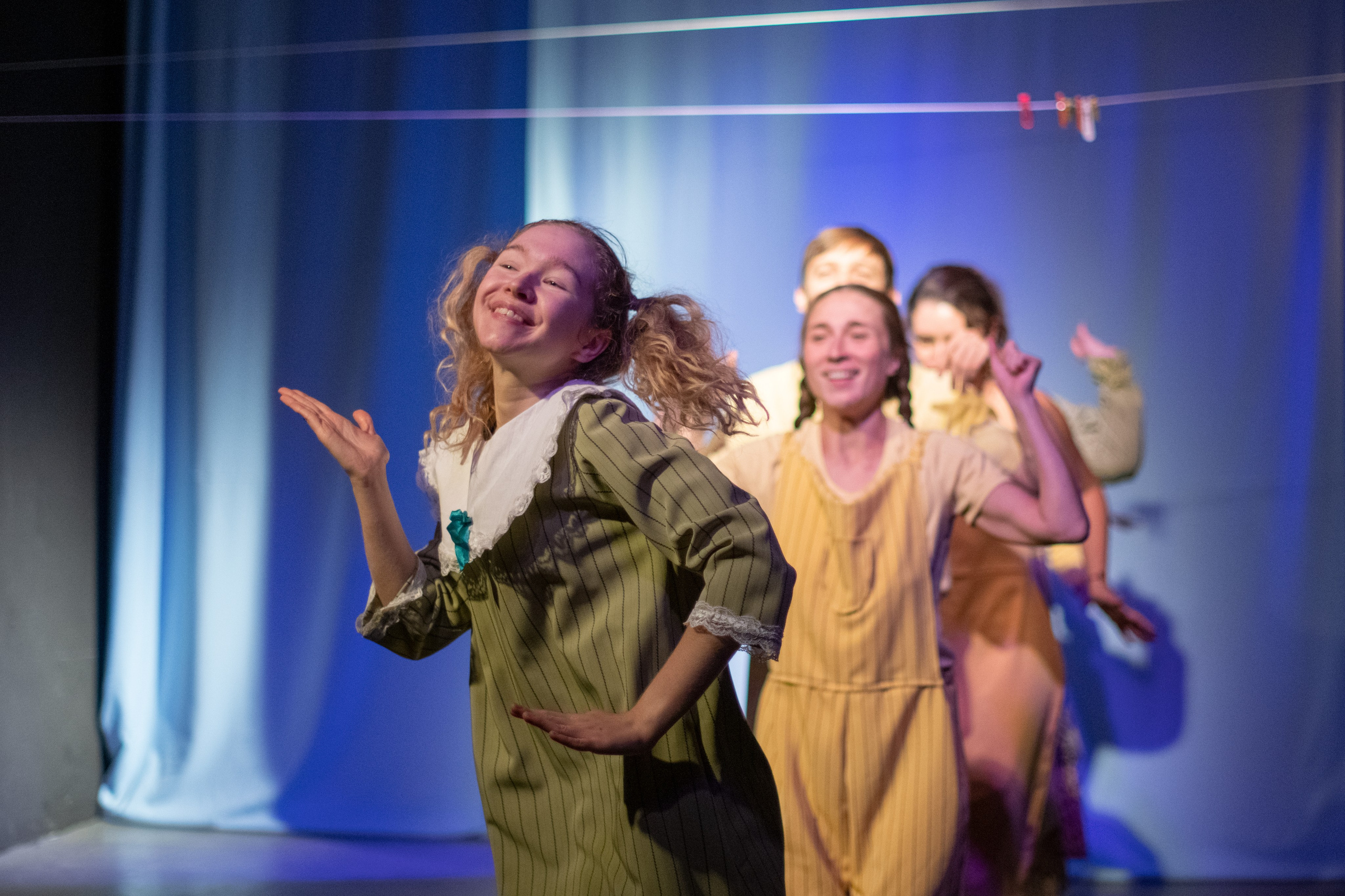 Новогоднее представление для всей семьи. Театр «НИТИ» Санкт-Петербург