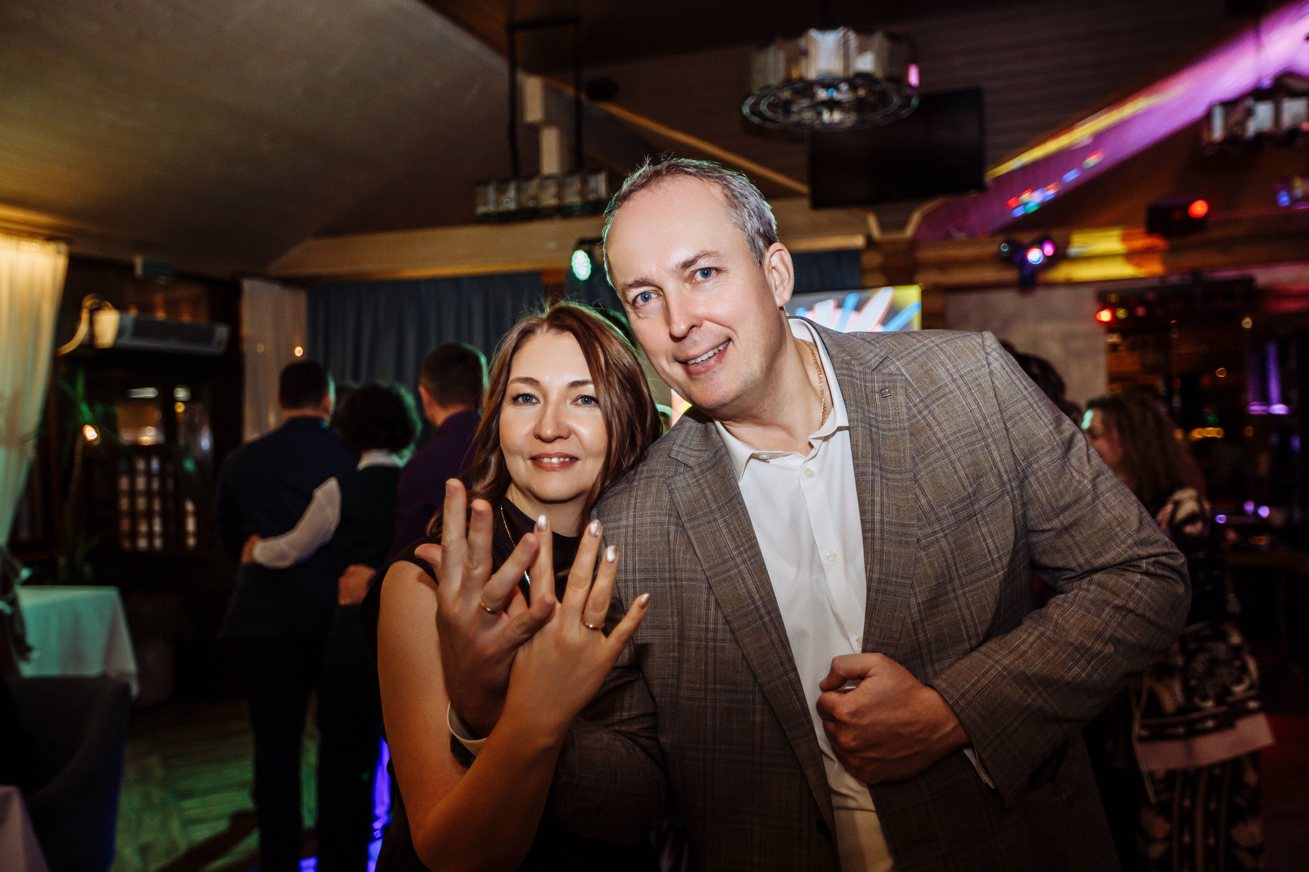 Юбилей свадьбы, красивые фото и документальный фильм о паре вот что они получили после съёмки мероприятия