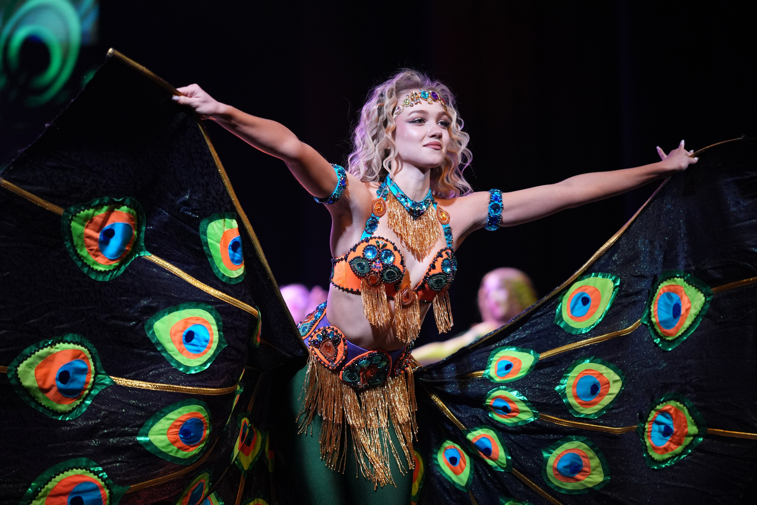 Услуги профессионального фотографа в Новосибирске: все жанры и цены | MIGDA PHOTO. Фотограф в Новосибирске для свадеб, репортажа и бизнеса| MIGDA PHOTO