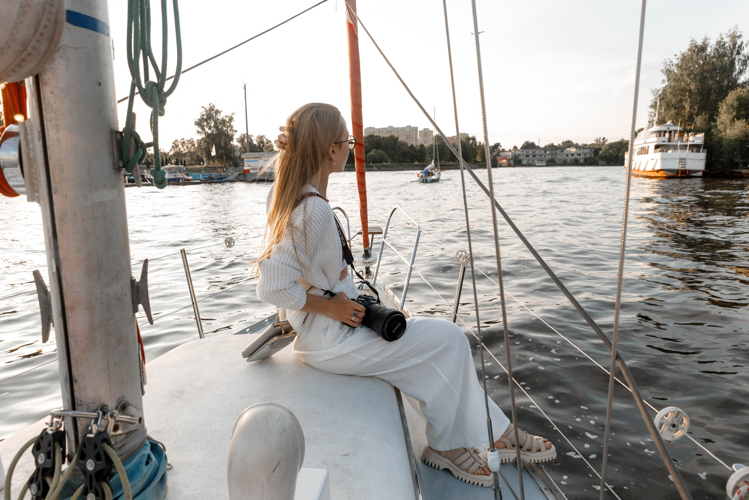 СТОИМОСТЬ. Дарья Бухреева — фотограф, видеограф и фототерапевт. Москва и мир