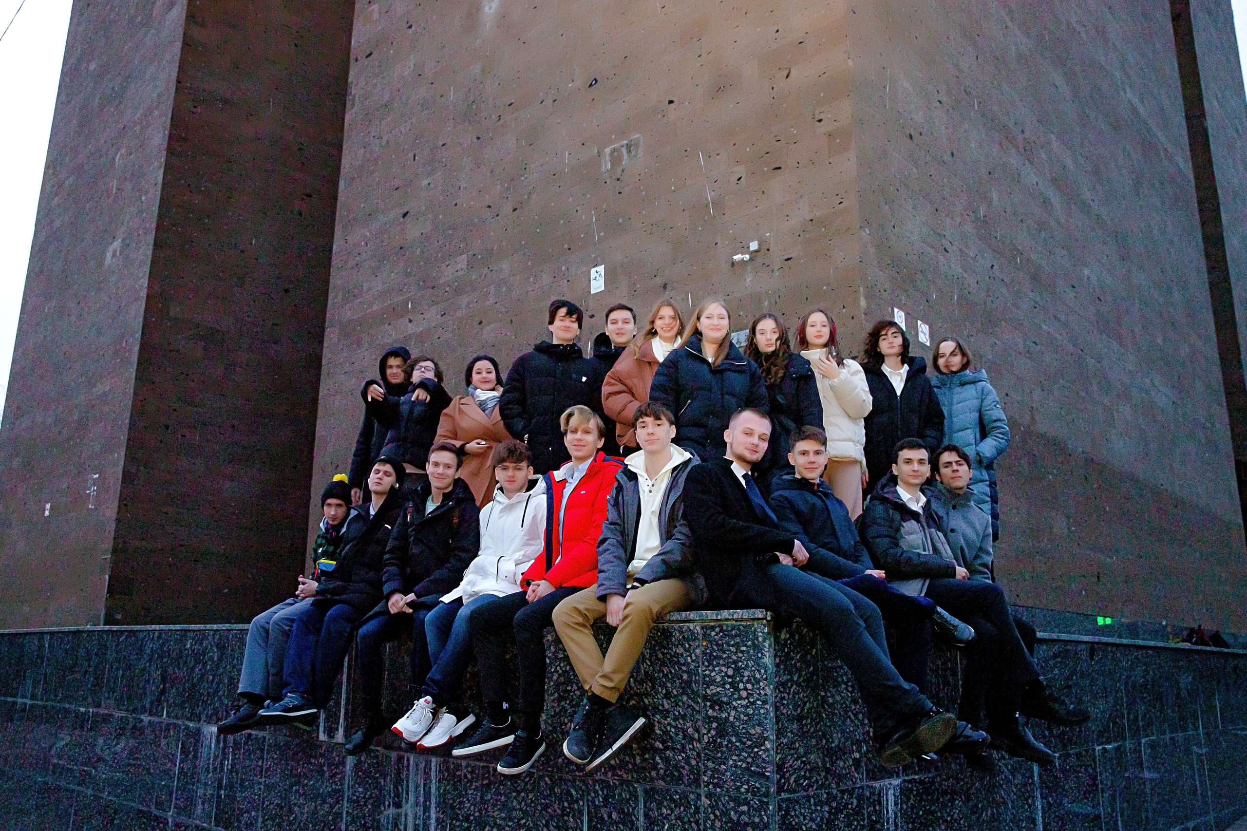 Фотостудии, где снимаем выпускников. Современные Выпускные Альбомы в Ростове-на-Дону