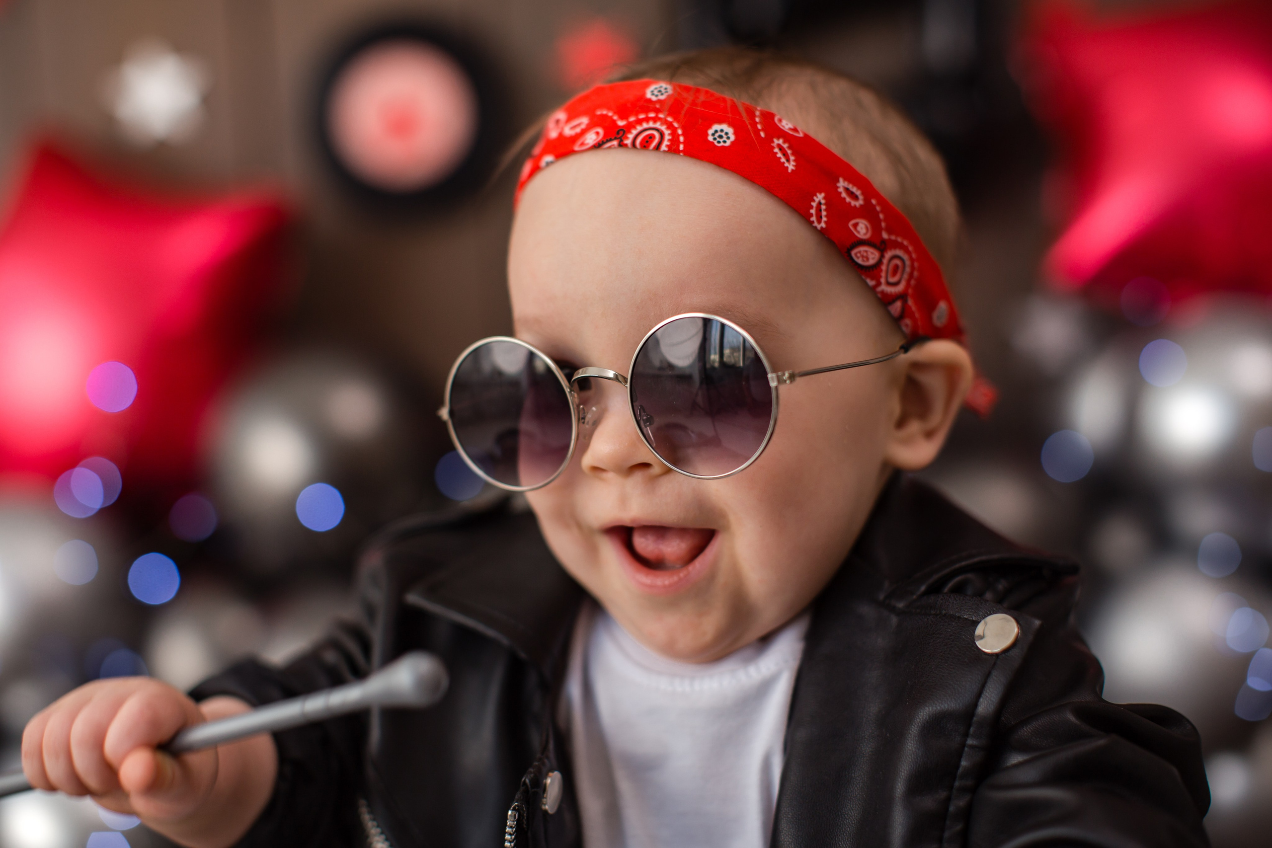 Контакты. Детский семейный фотограф на первый годик город Новосибирск Дымова Светлана пакеты всё включено 1-3 года