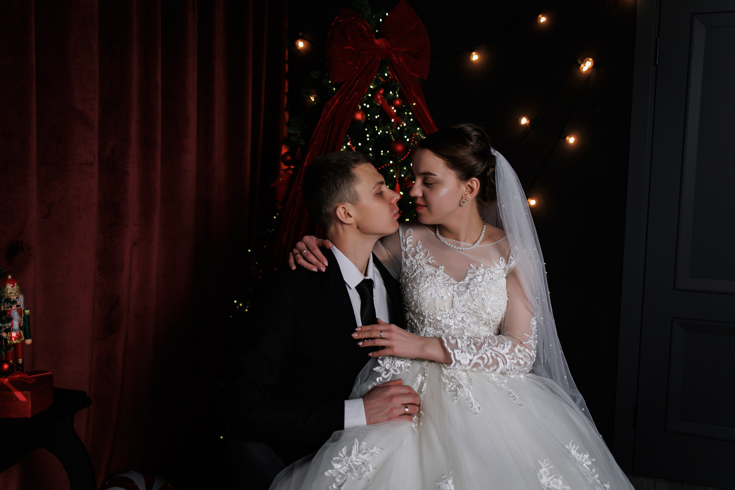 Новый год 2025-2026. Интерьерная фотостудия Background в Омске