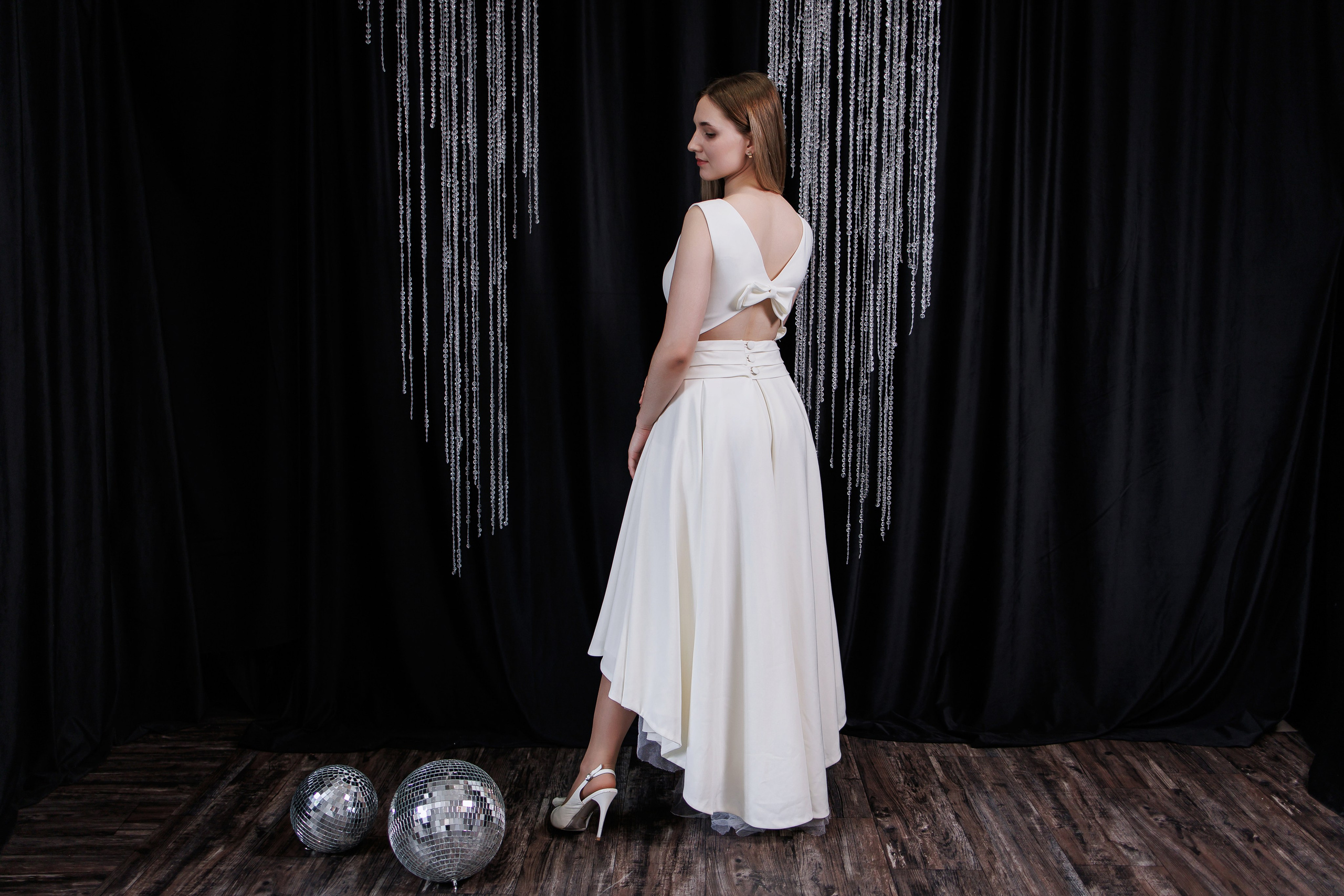 Миди платья. Интерьерная фотостудия Background в Омске