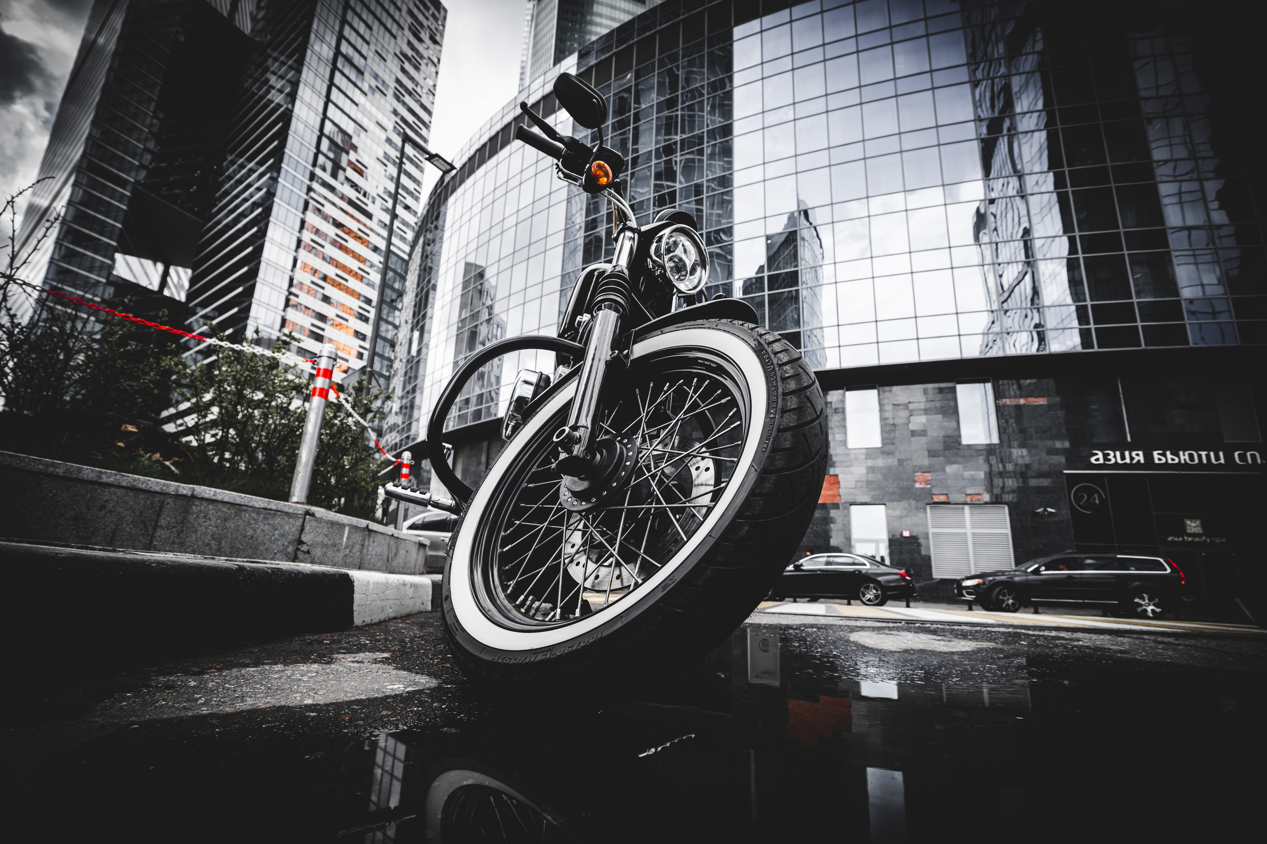 Мотоцикл в Москва-Сити