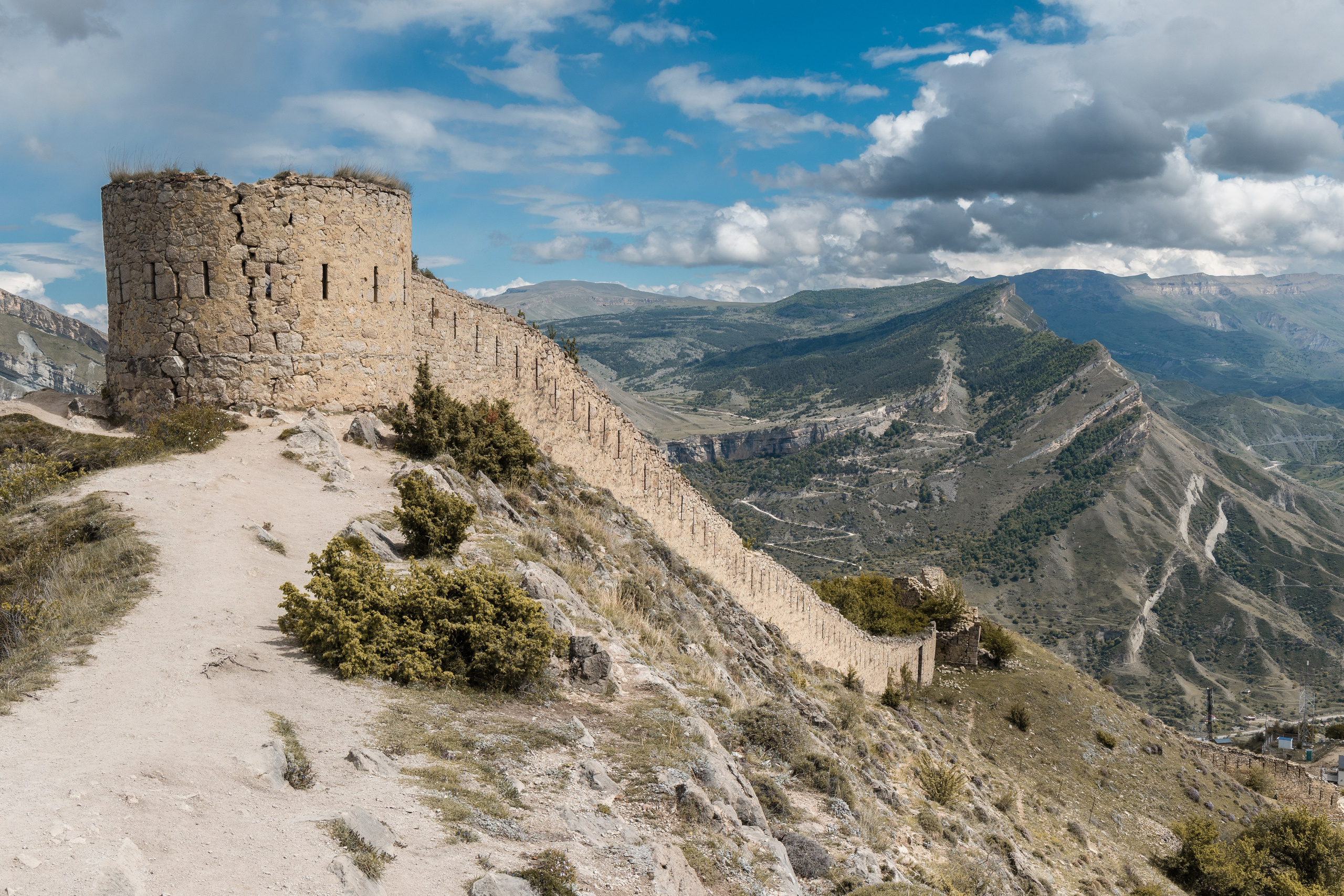 35 Awards «Заброшенные постройки». Photomantis