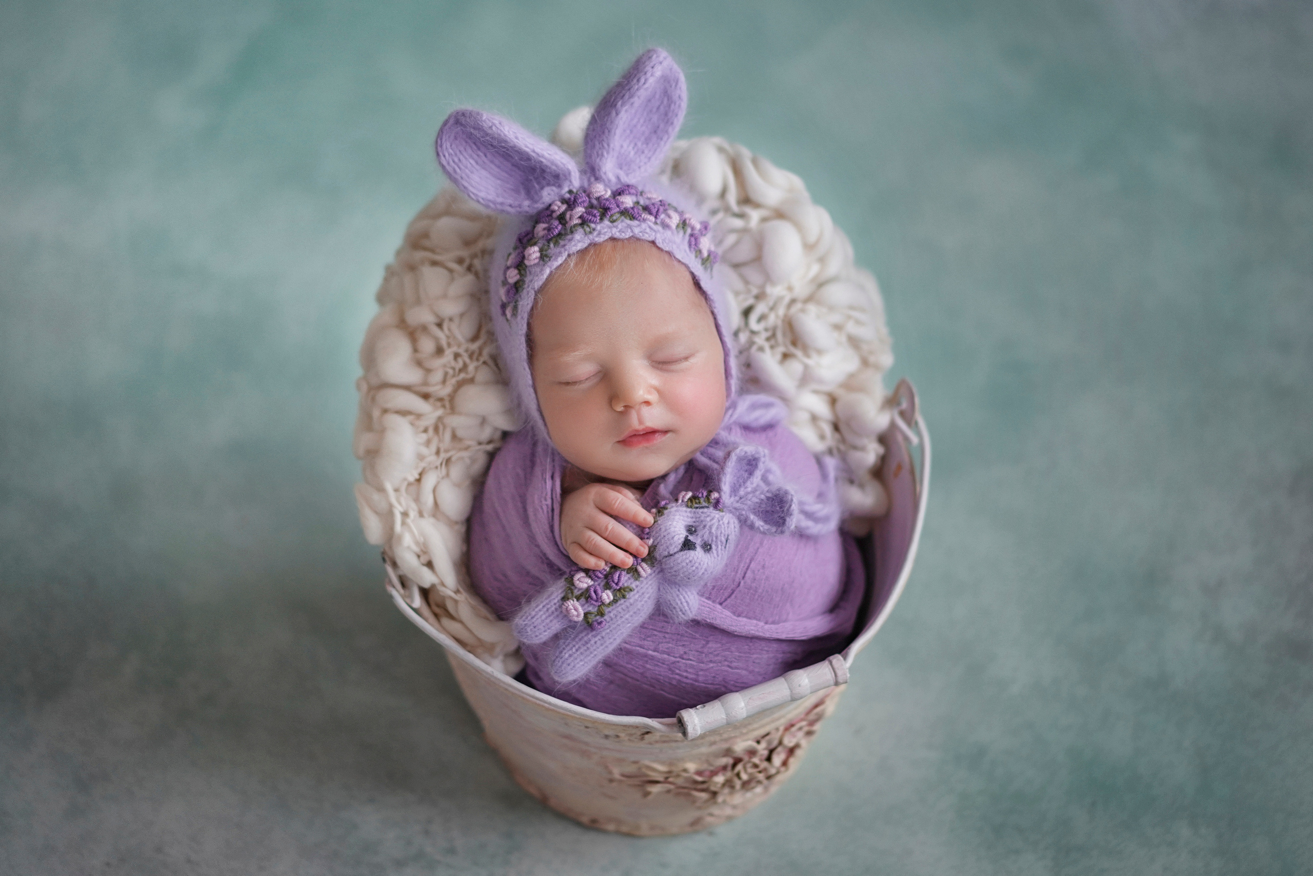 Новорожденные. Классика. Фотограф новорожденных беременных в Тюмени Ткачук Татьяна