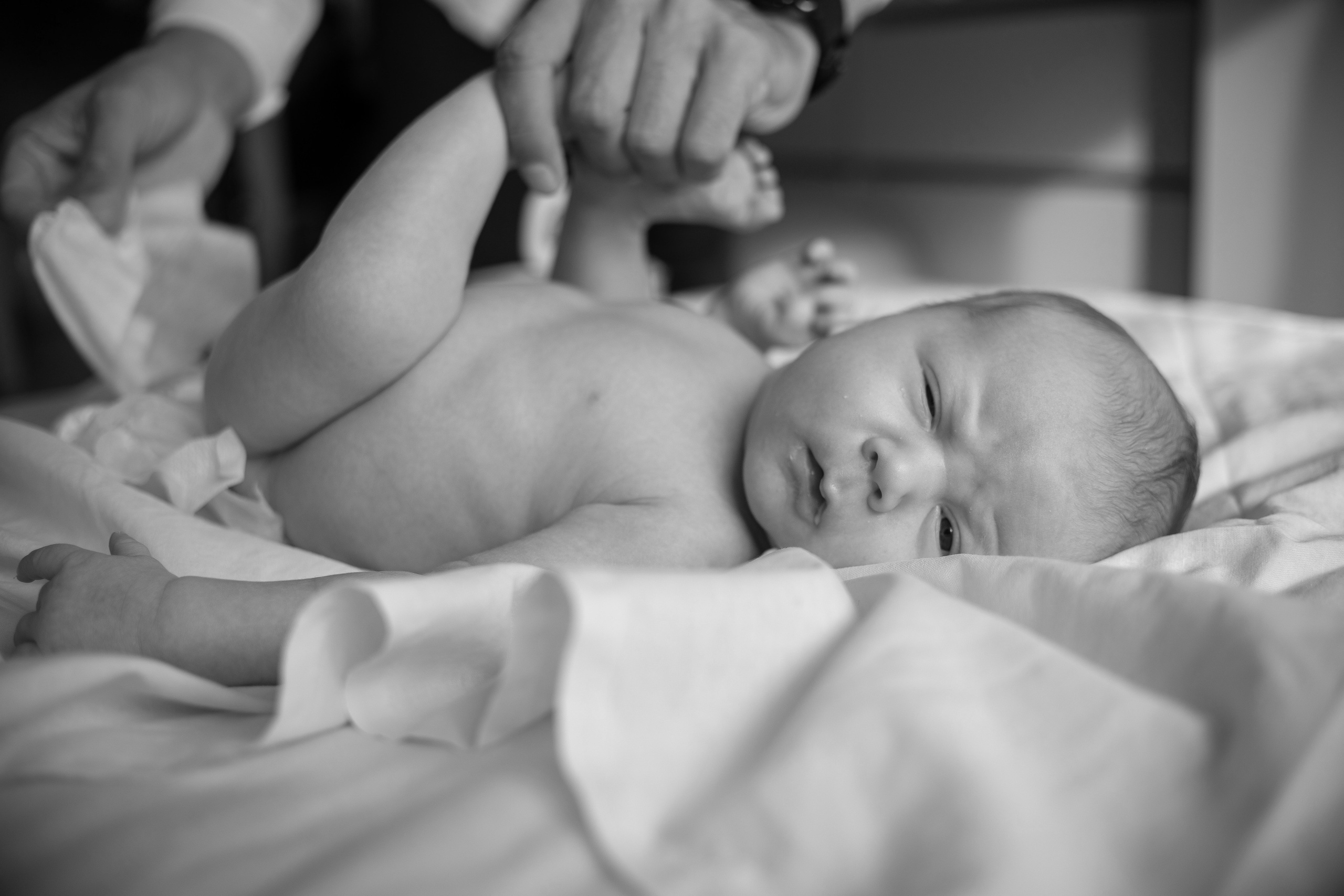 Цена ВЫПИСКА ИЗ РОДДОМА. Семейный фотограф на выписку из роддома и крещение Минск Настя Гришук