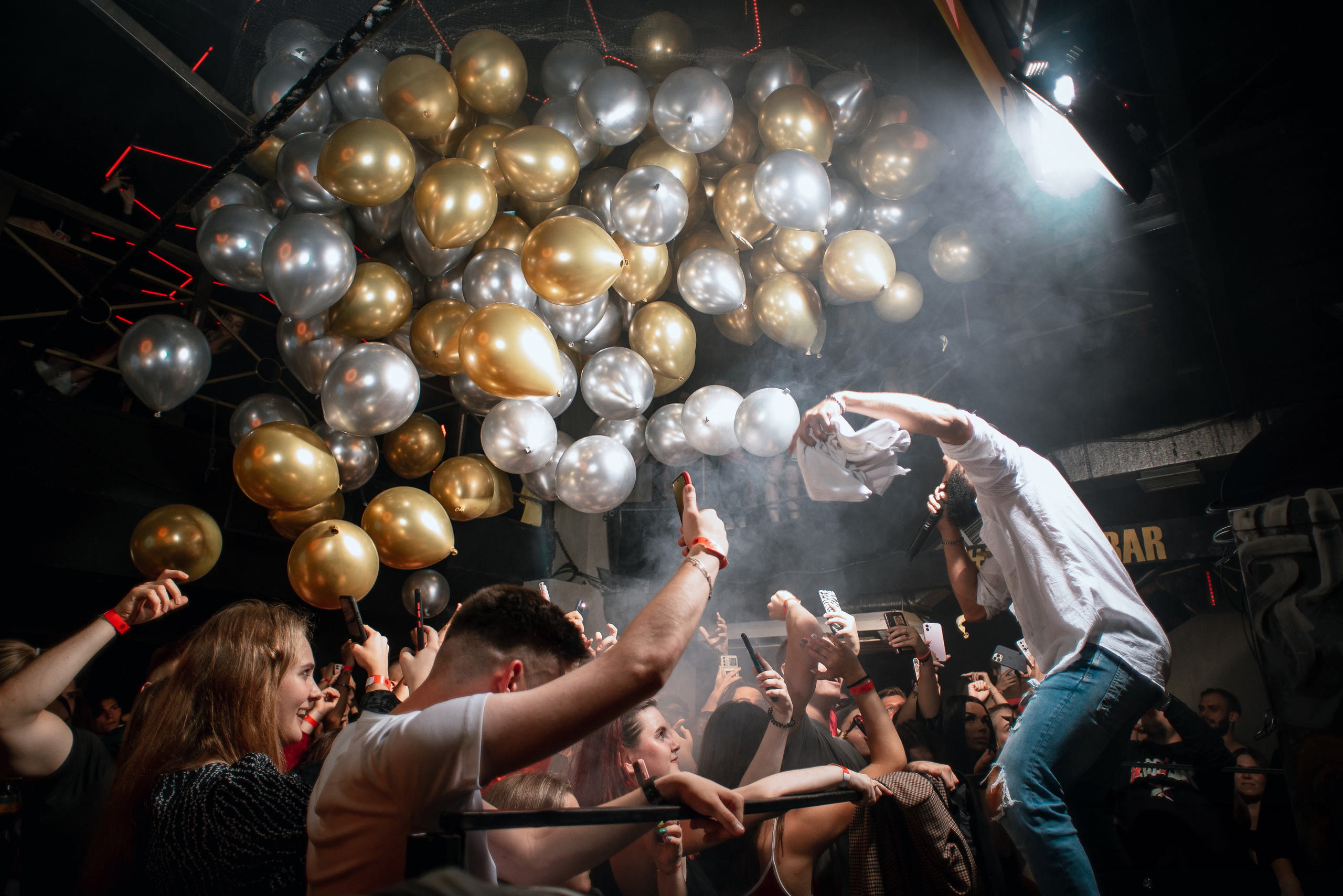 Стоимость услуг. Свадебный и репортажный фотограф