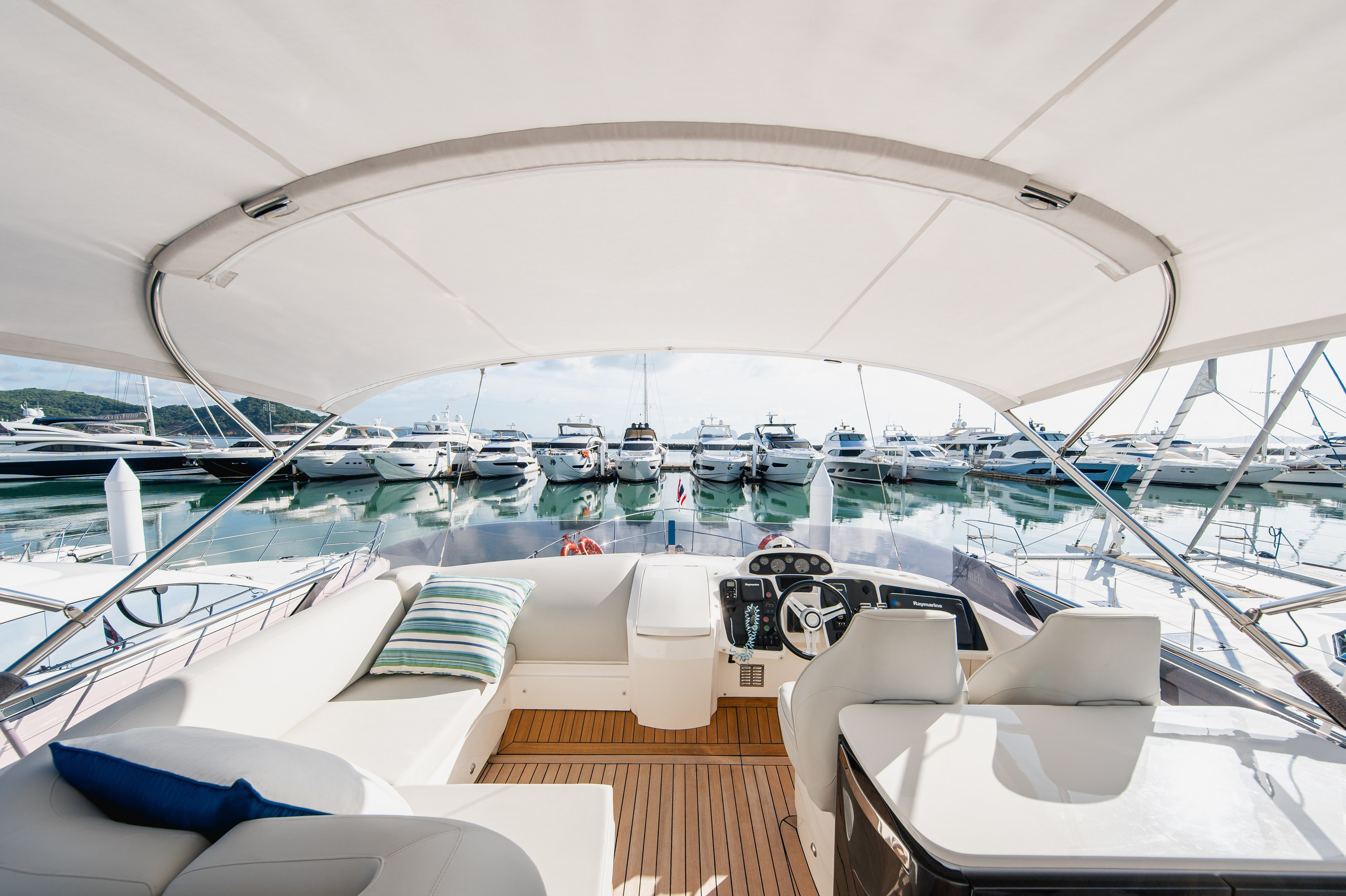 Interior real estate photography in Phuket — professional photos and videos. Yan Dolmatov — Photographer, Videographer, and Producer in Phuket