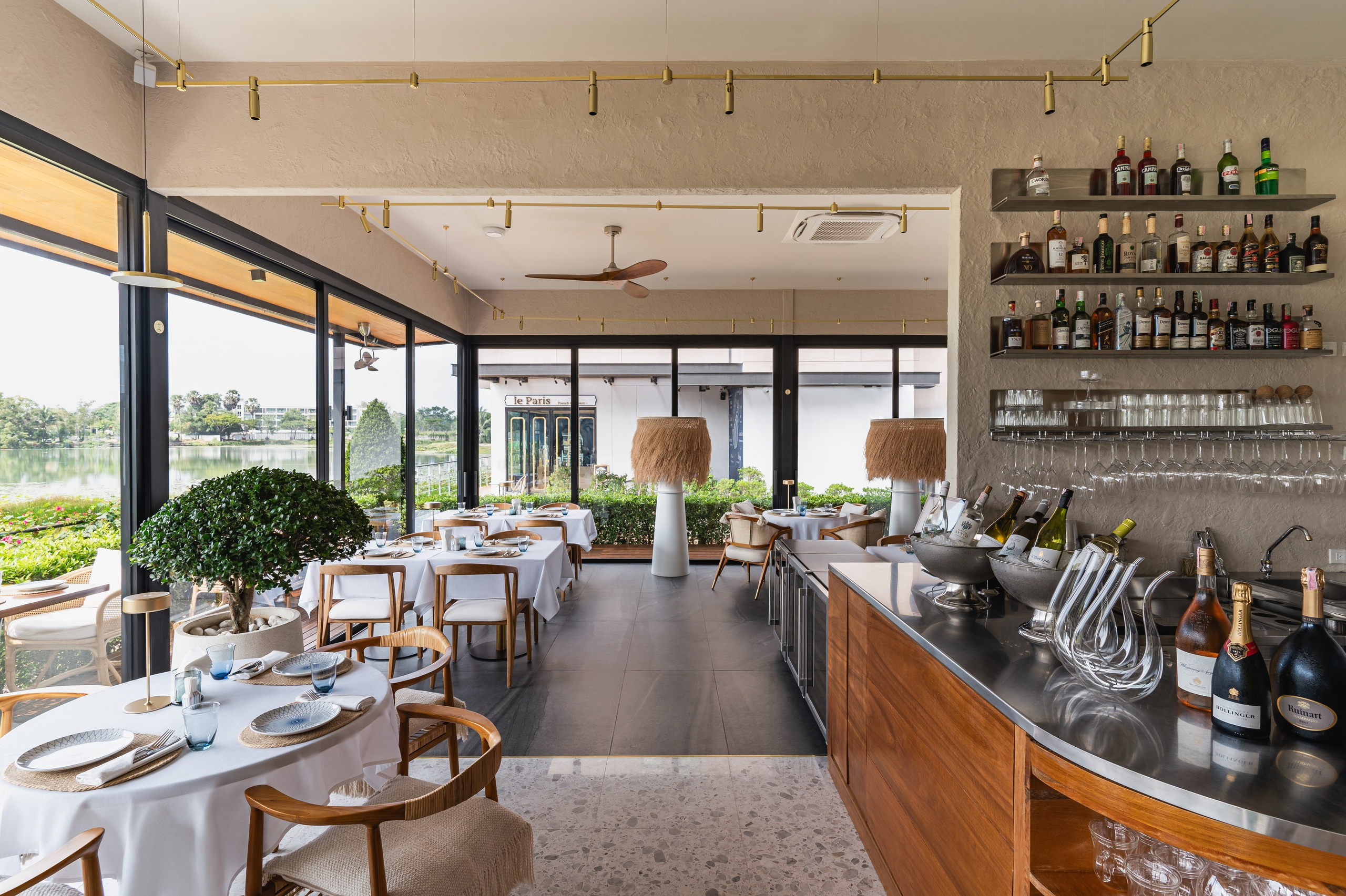 Interior real estate photography in Phuket — professional photos and videos. Yan Dolmatov — Photographer, Videographer, and Producer in Phuket