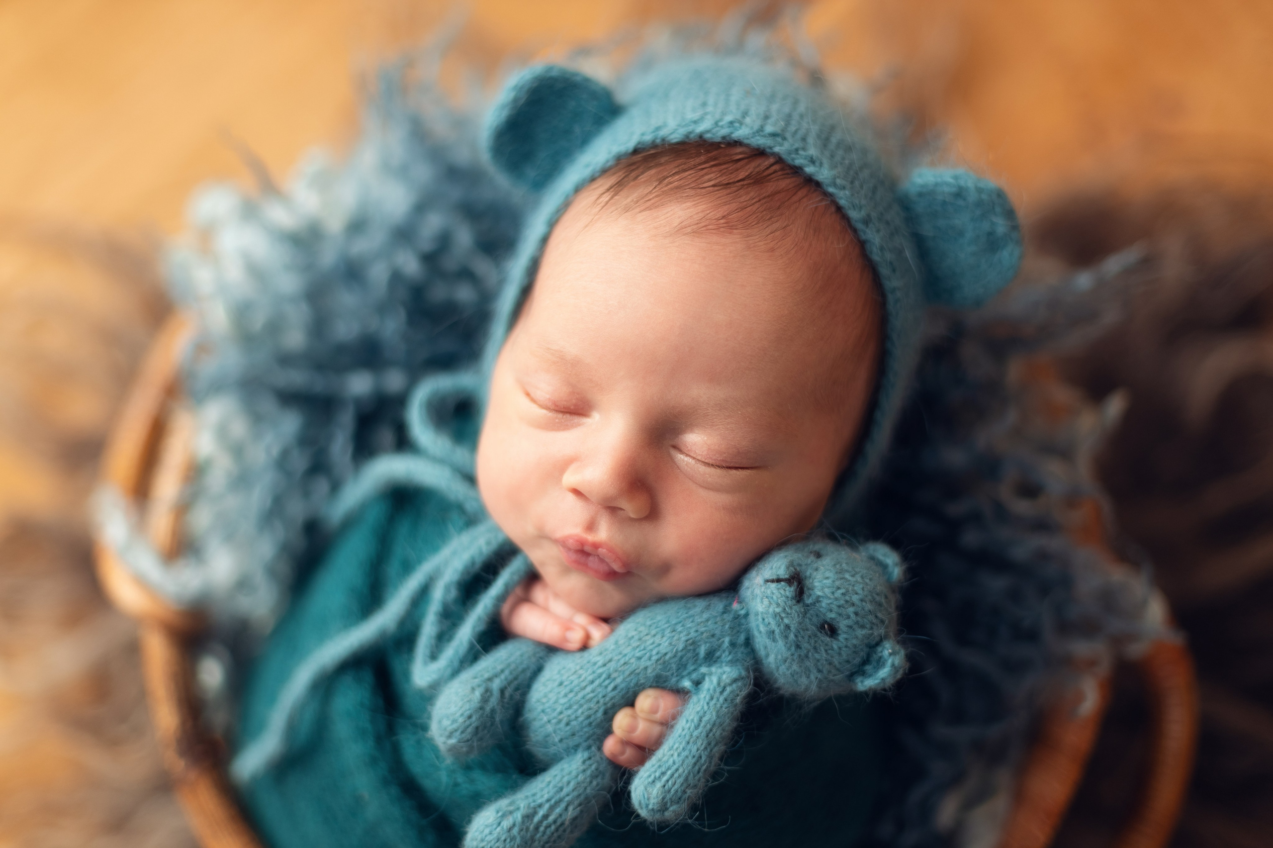 Цены на фотосессии новорождённых в Краснодаре — 2025. Фотограф новорождённых в Краснодаре Евгения Кузминова