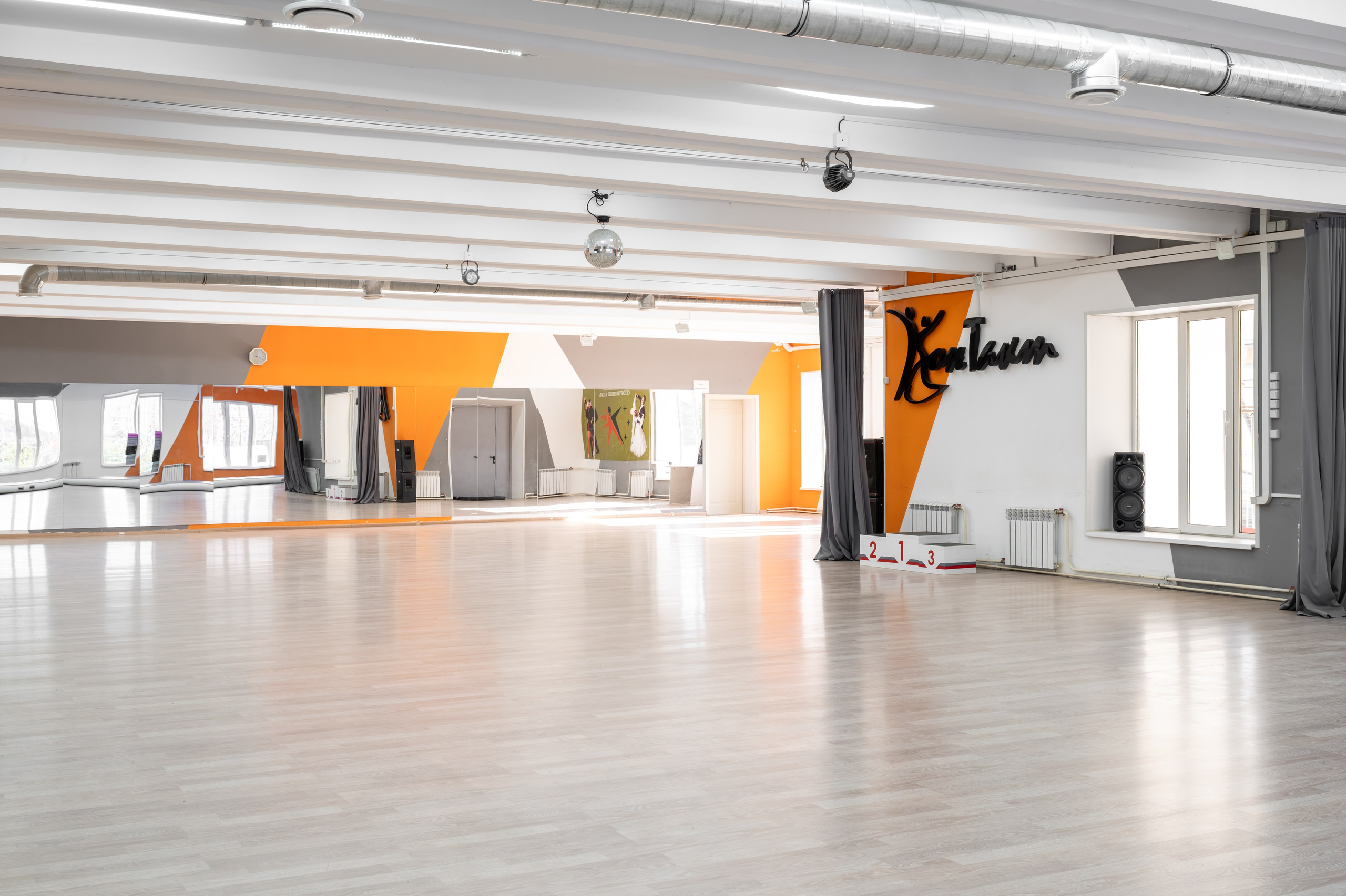 КонТакт — спортивные бальные танцы в Москве